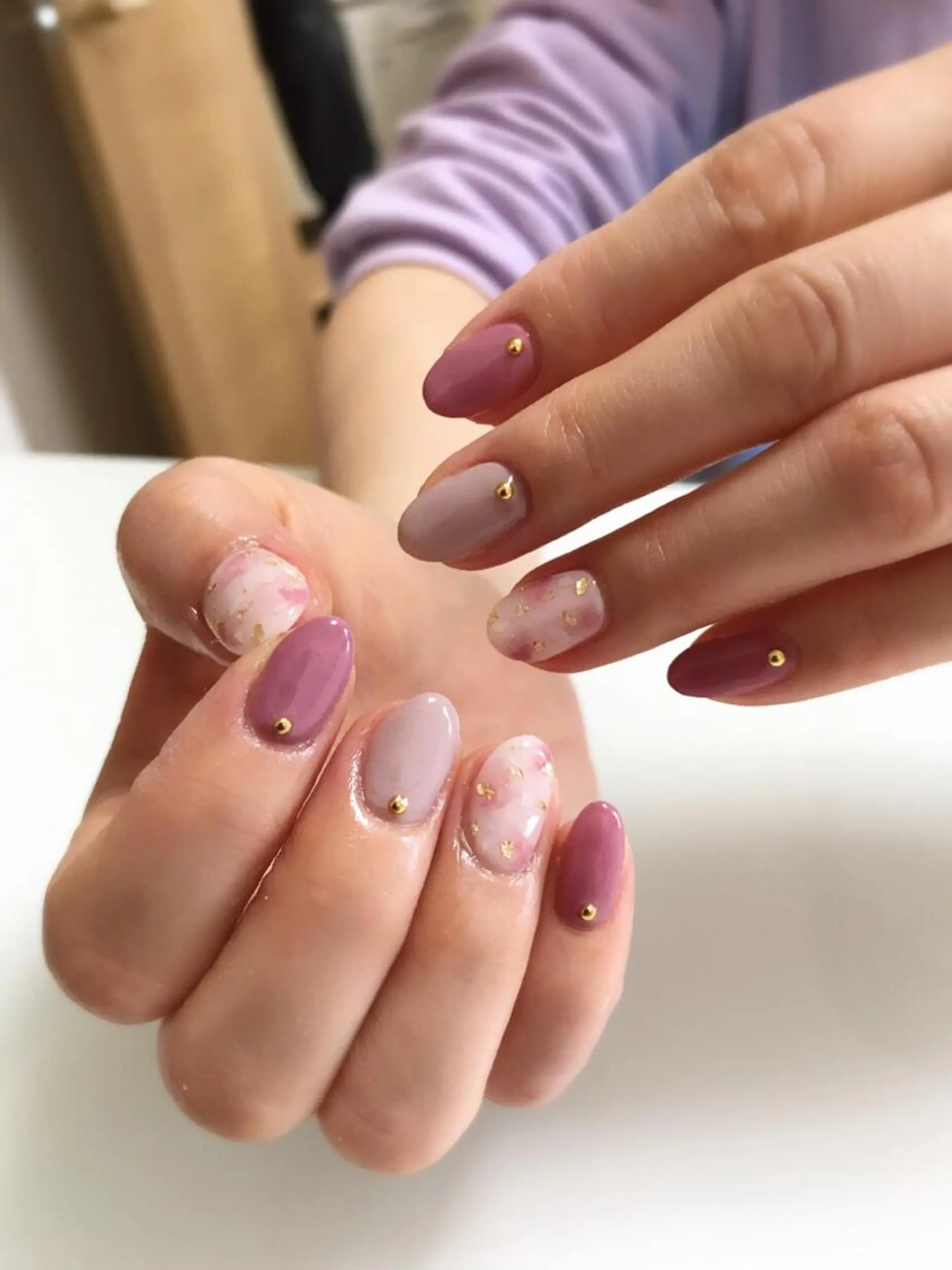 ネイル アートネイル 長さ出し フットネイル グリーン ニュアンスネイル Lily Roseスタッフ一同のマツエク・マツパデザイン