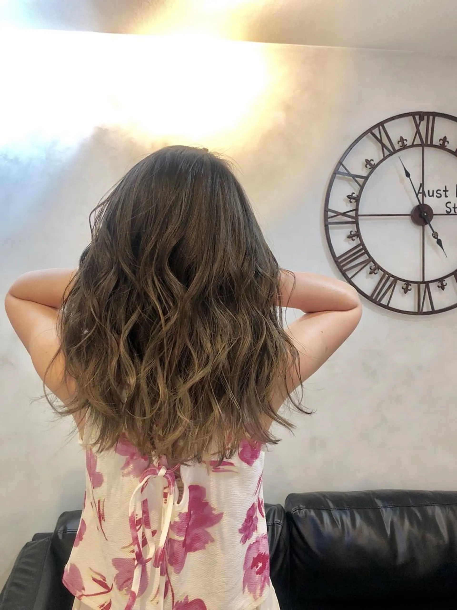 セミロング カラー ブリーチ グラデーションカラー ハイライトカラー 外国人風カラー ハイライト 綺麗な髪質にしたい方 限定🌈清水　祥のヘアスタイル