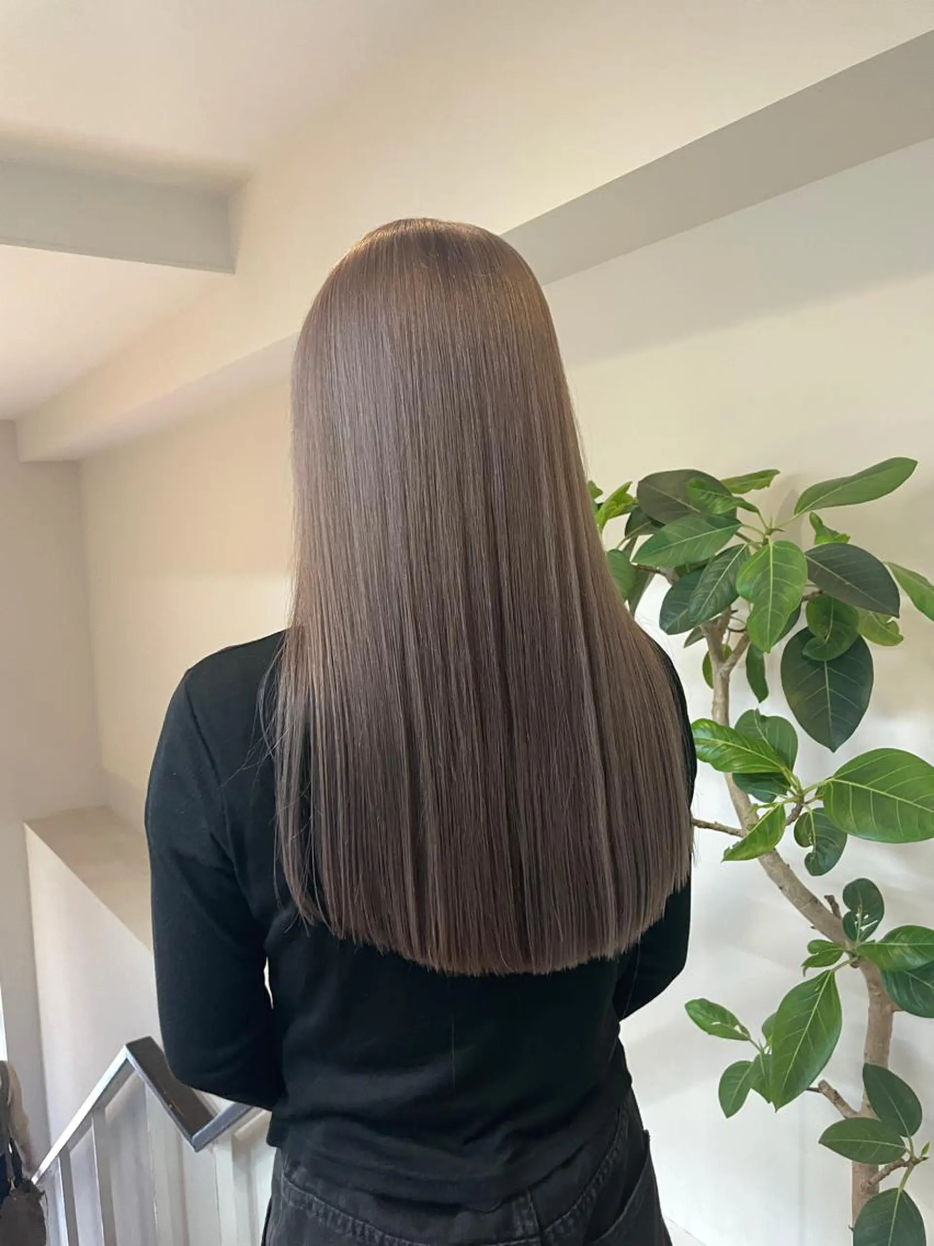 ロング カラー ベージュカラー ブリーチ ブラウンカラー ハイトーンカラー ミルクティーベージュ ヘアカラー ミルクティーベージュ 🩰🤎miharuのヘアスタイル