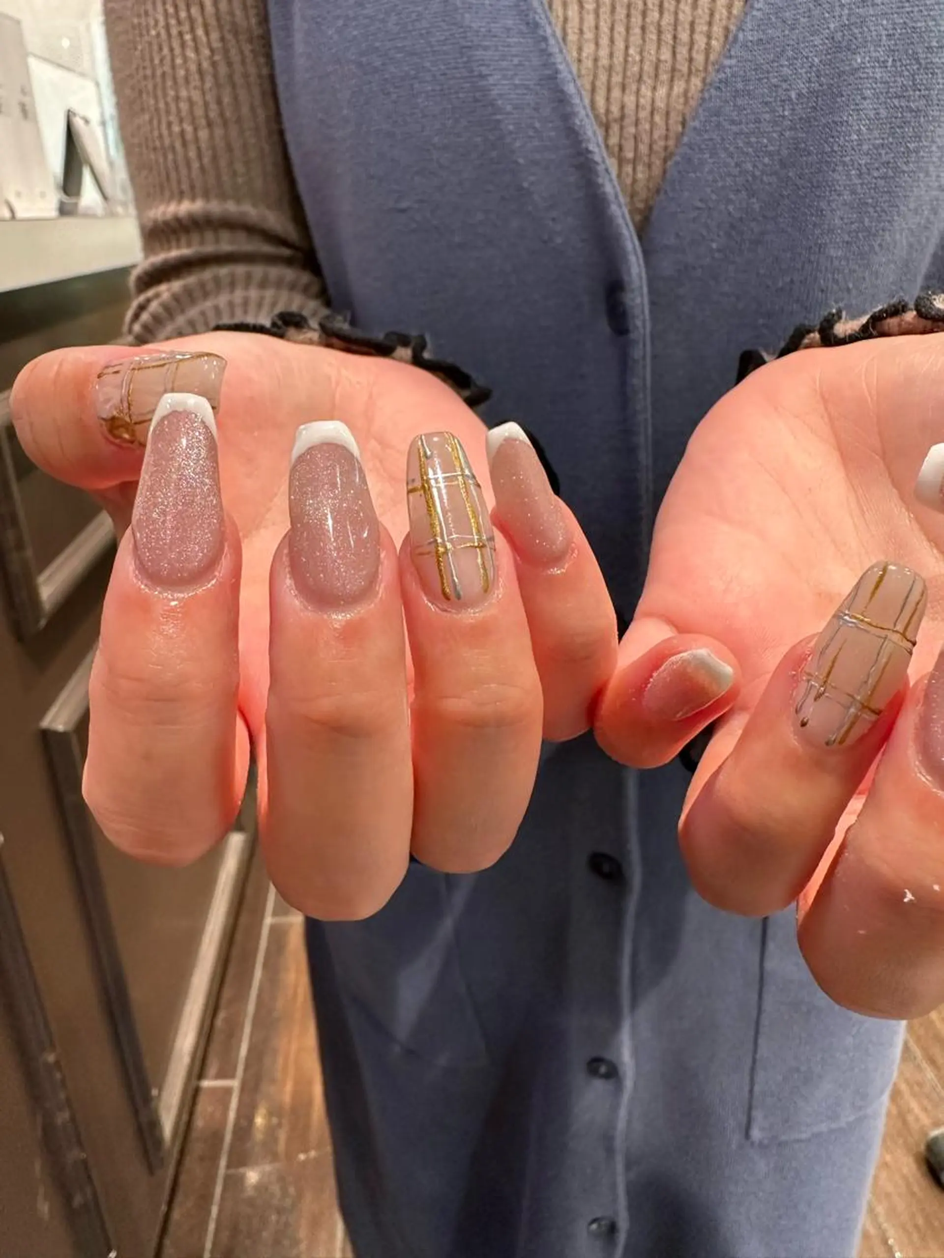 ネイル 個性派ネイル 🌼 ハルカ ♡の眉毛・アイブロウイメージ