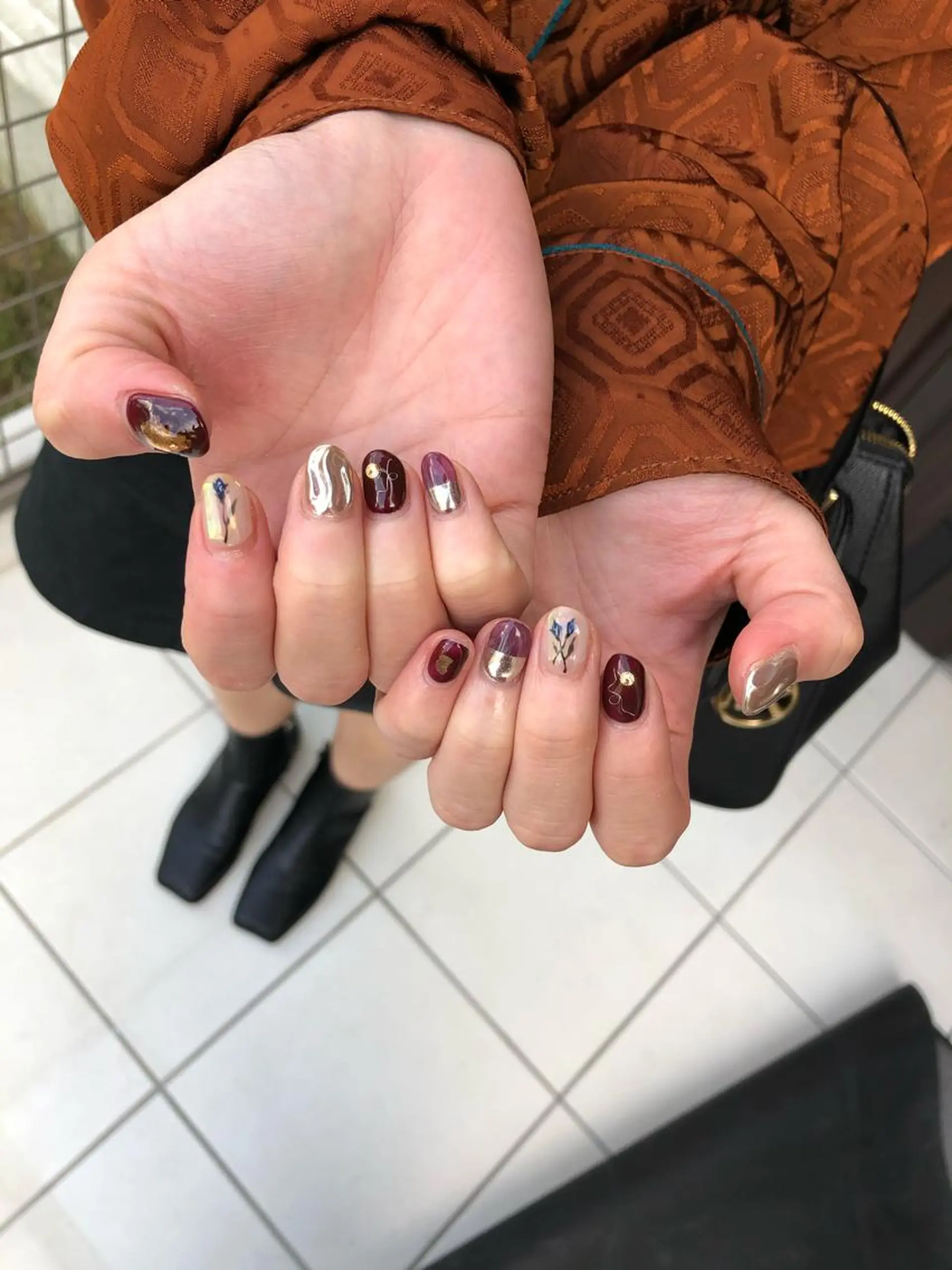 ネイル ハンドネイル émus nail Mamiのネイルデザイン