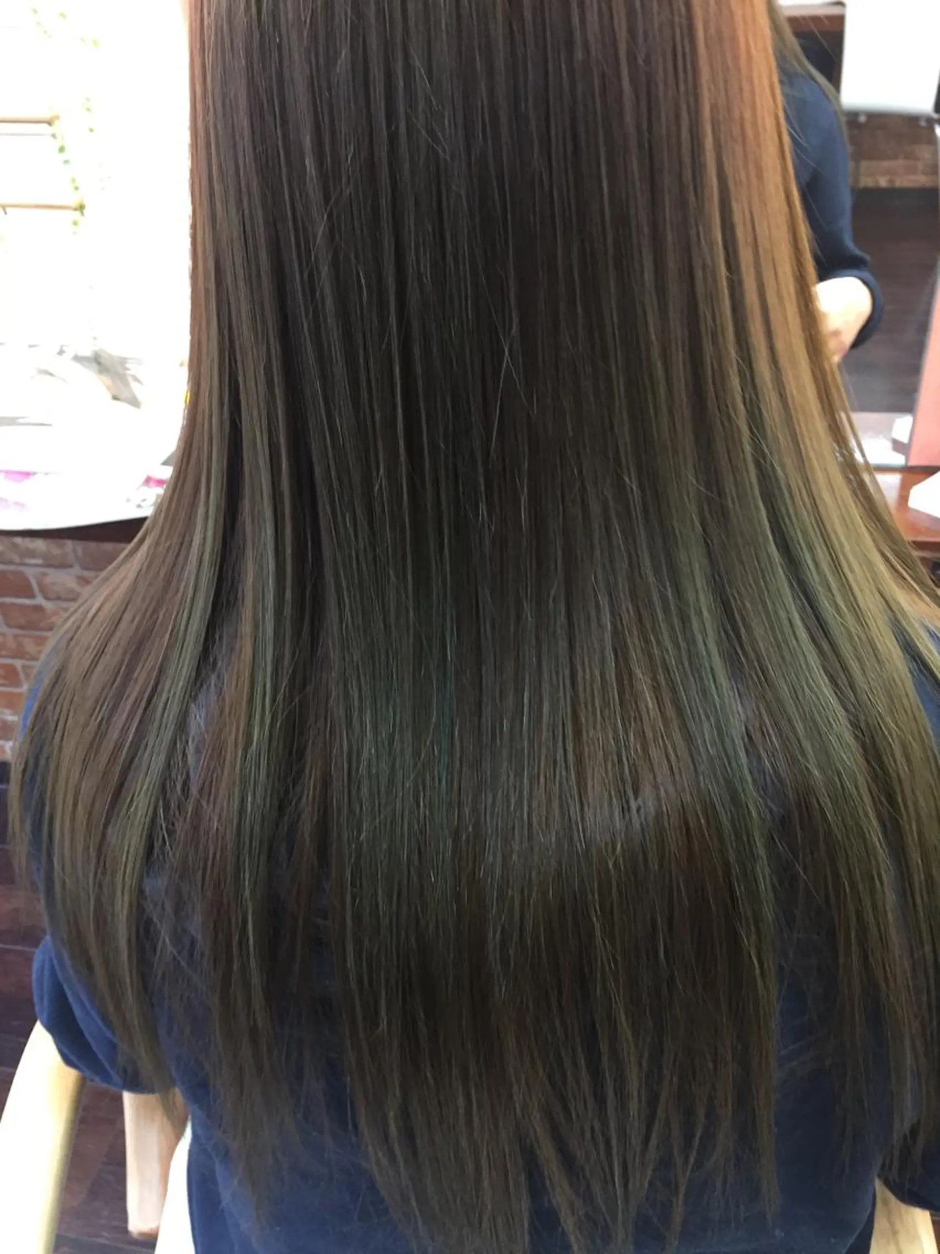 ロング カラー 桧山 真のヘアスタイル