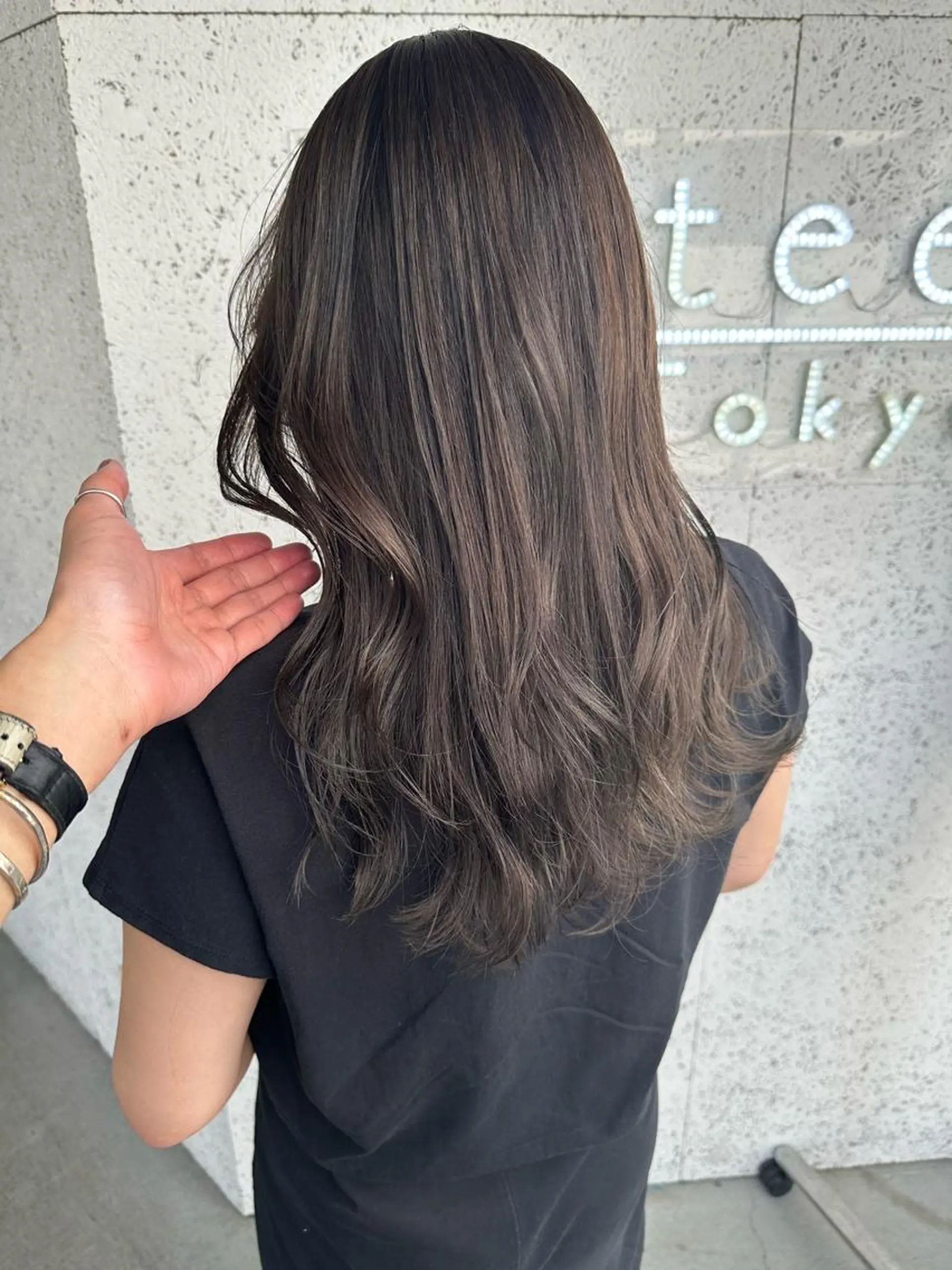 セミロング カット ヘアカラー トリートメント amie所属・amie三宮 NAKANOのヘアスタイル