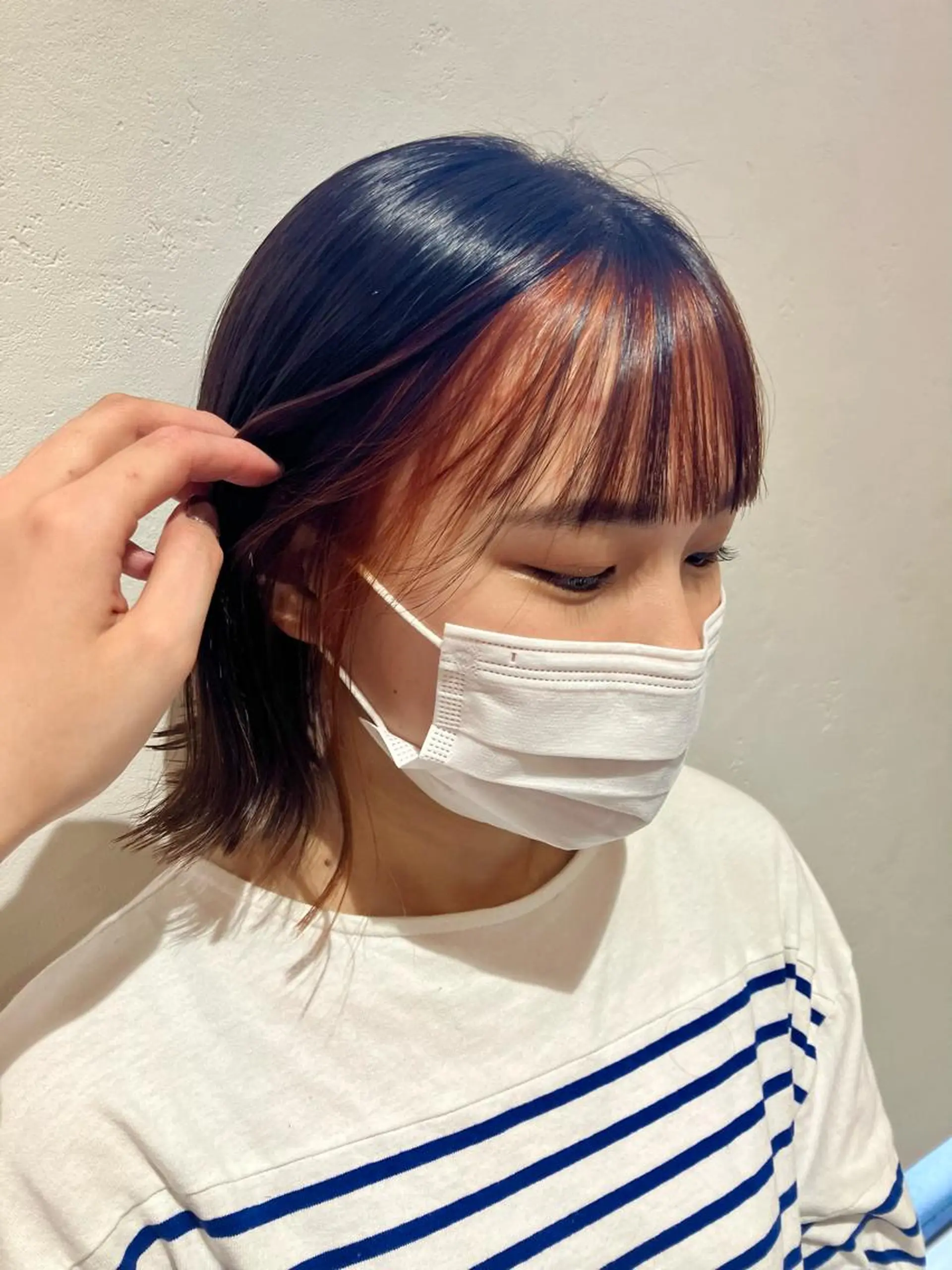 ミディアム ミストバング mai /attraのヘアスタイル