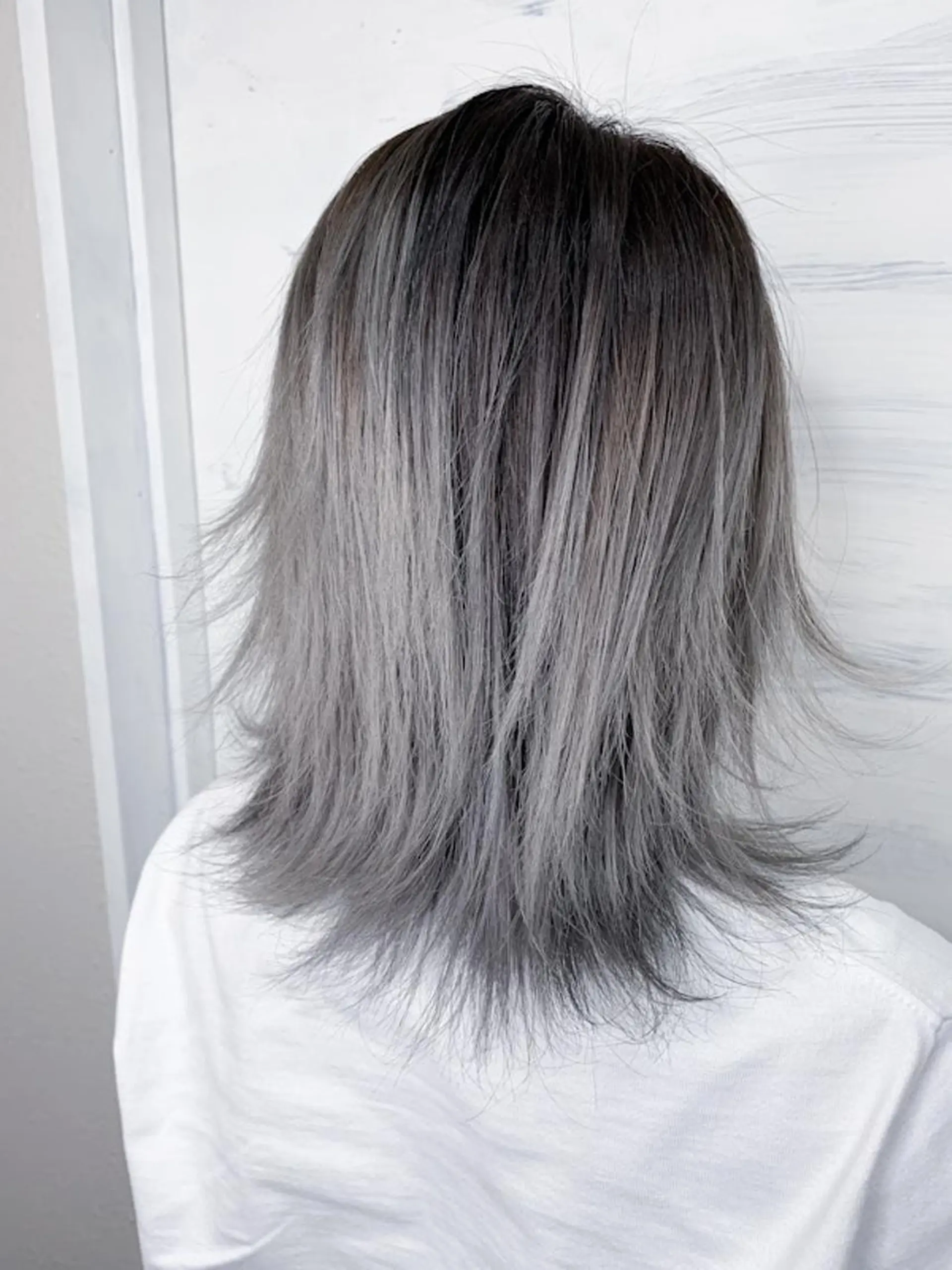 ショート カラー ブリーチ ハイトーンカラー BOX mico.のヘアスタイル