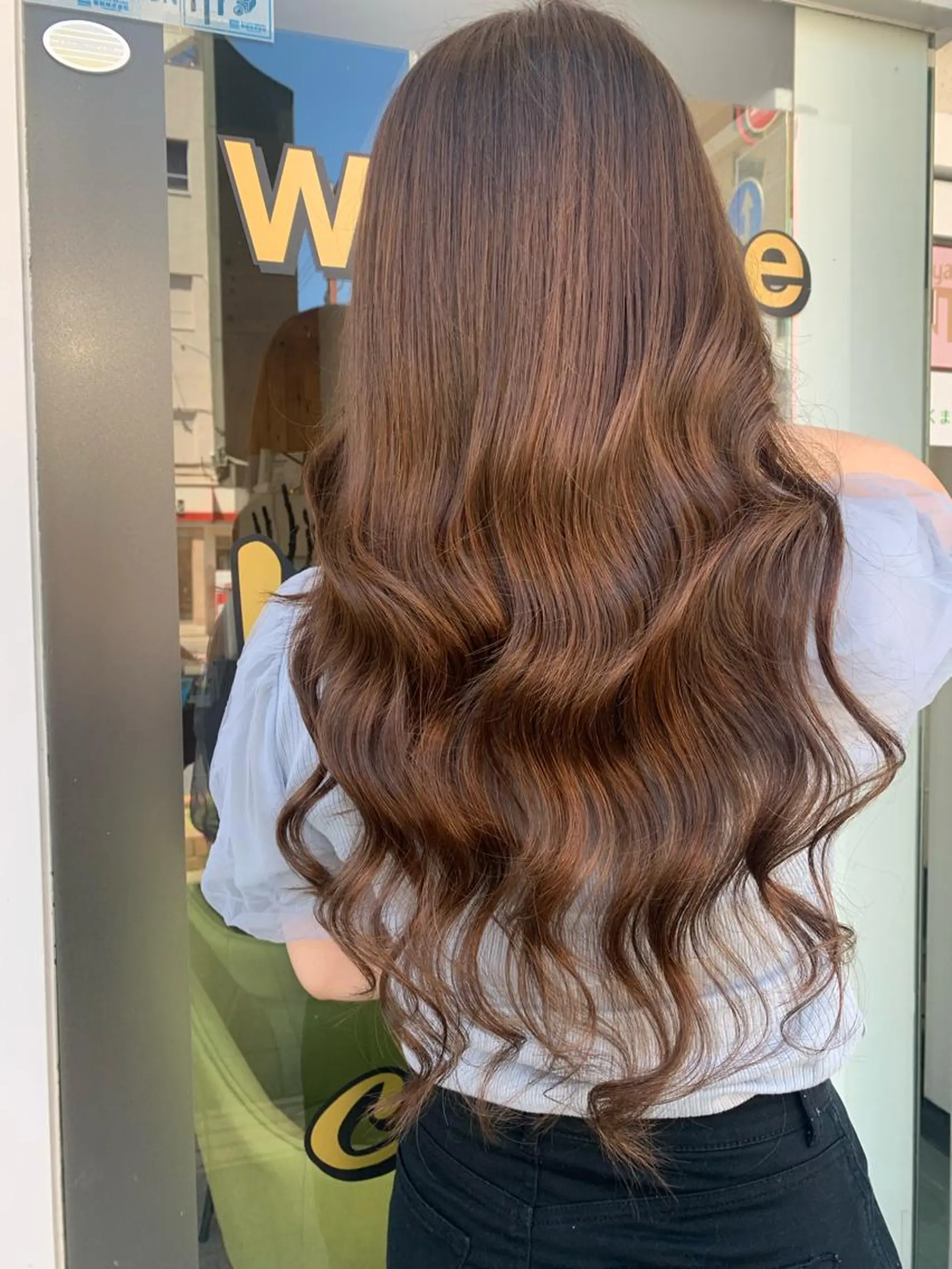 ミディアム カラー パーマ ヘアアレンジ メンズ キッズ ネイル マツエク・マツパ アイブロウ エクステ 長さ出し エクステ 🤍韓国風レイヤー/ 艶髪🤍鳥越美羽のヘアスタイル