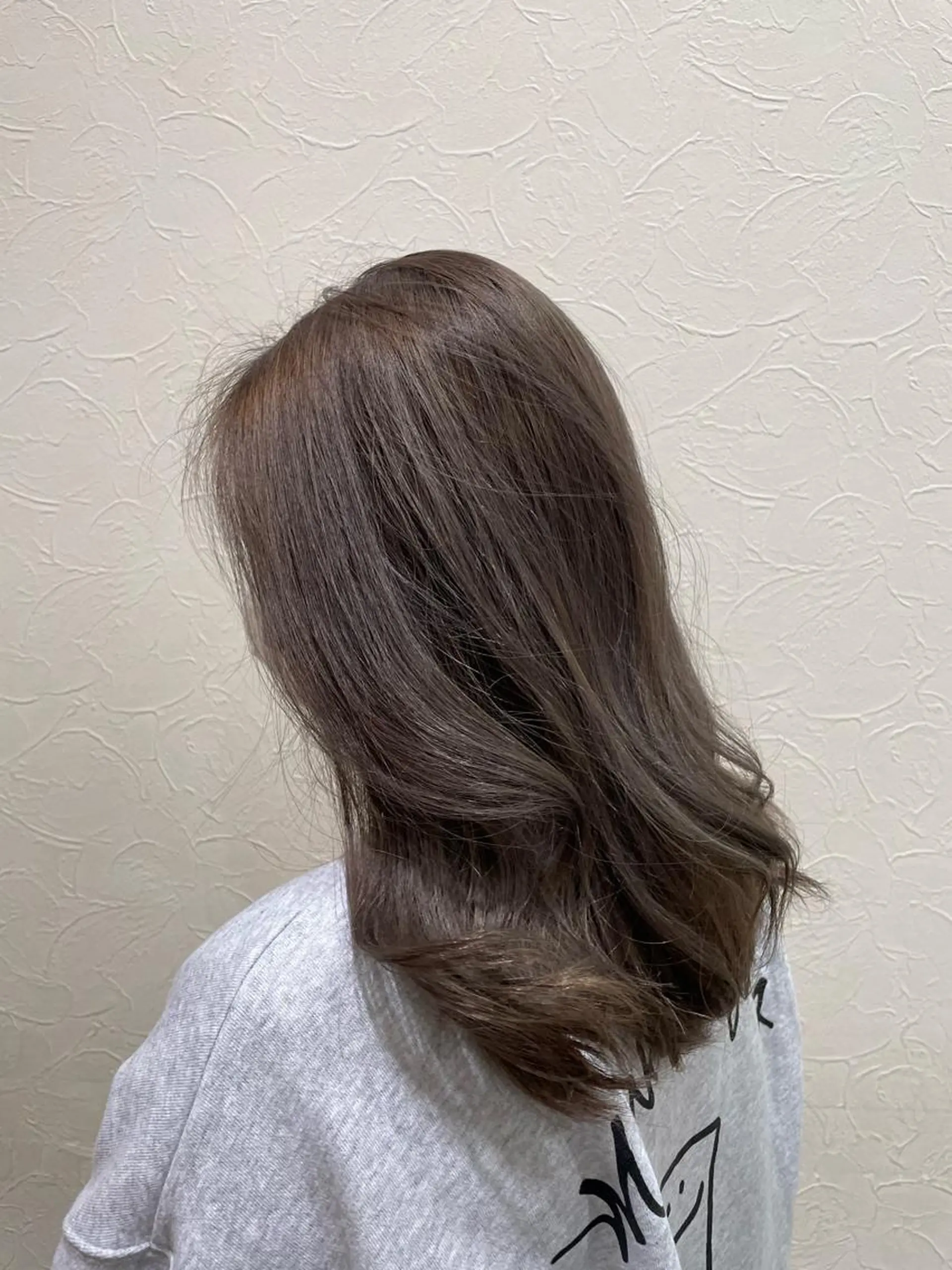 セミロング トリートメント 福川 絢音のヘアスタイル