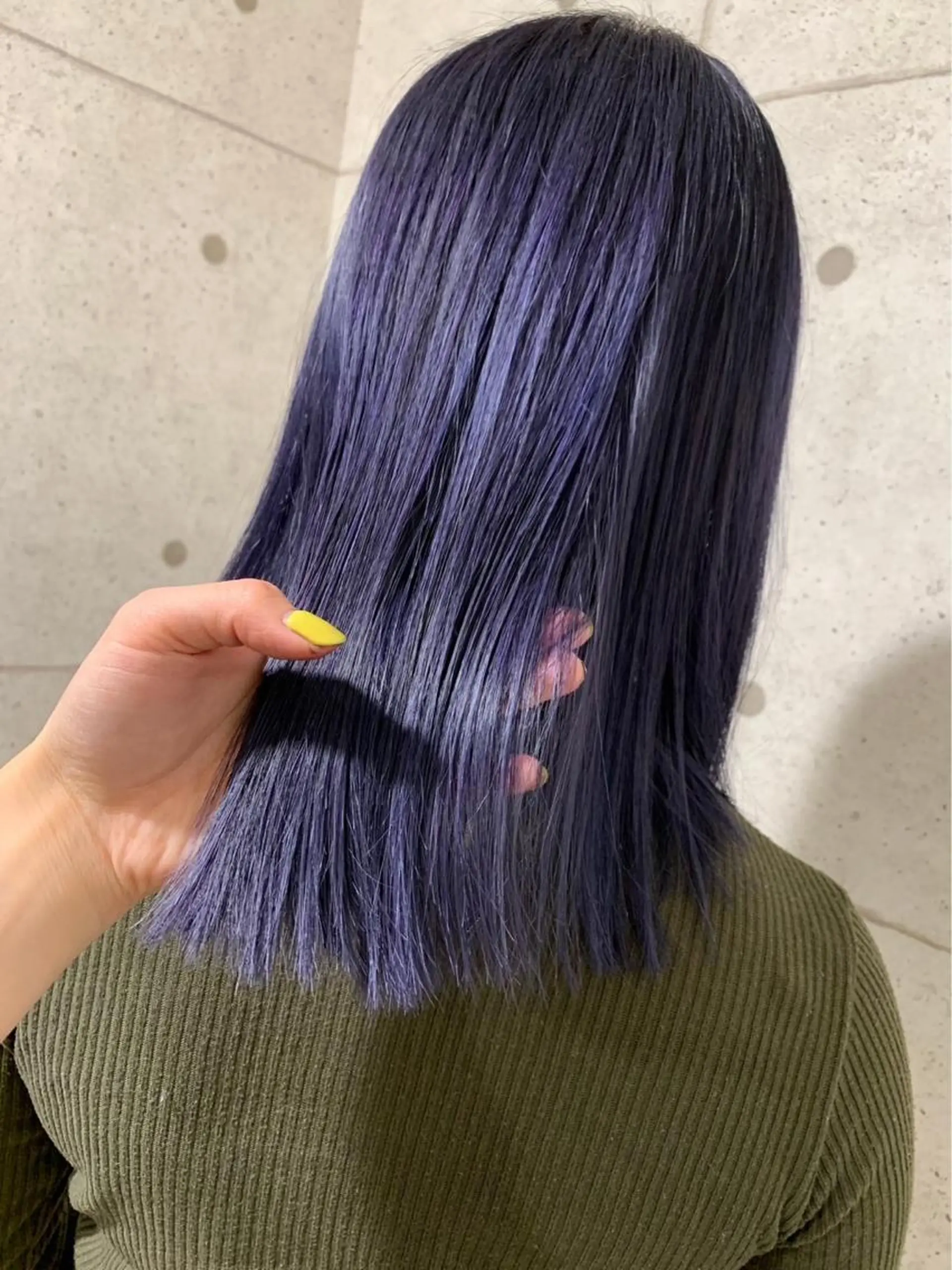 セミロング カラー miki 🦎のヘアスタイル