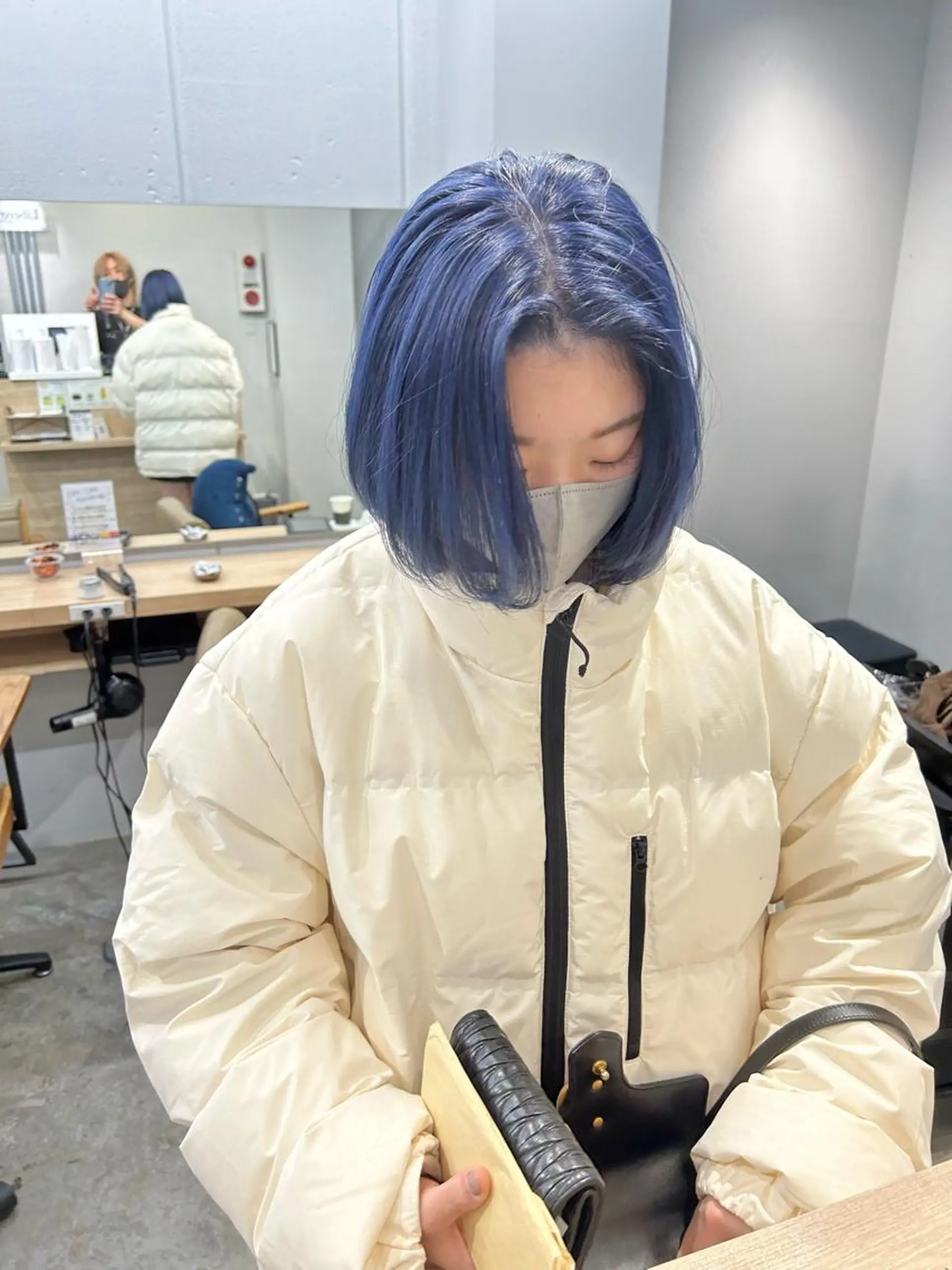 ミディアム カット ヘアカラー SAEKI【ior 】北千住店ブリーチのヘアスタイル