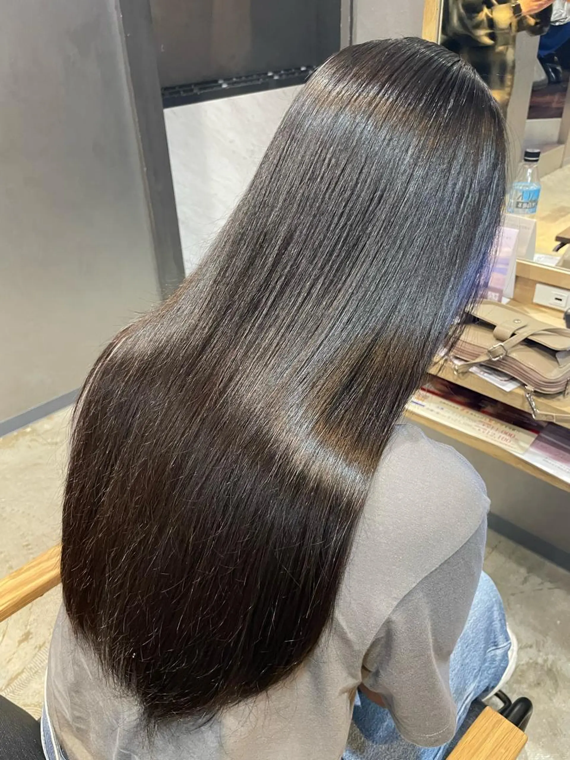 ロング 【お悩み解決のプロ】 ハヤシタクミのヘアスタイル