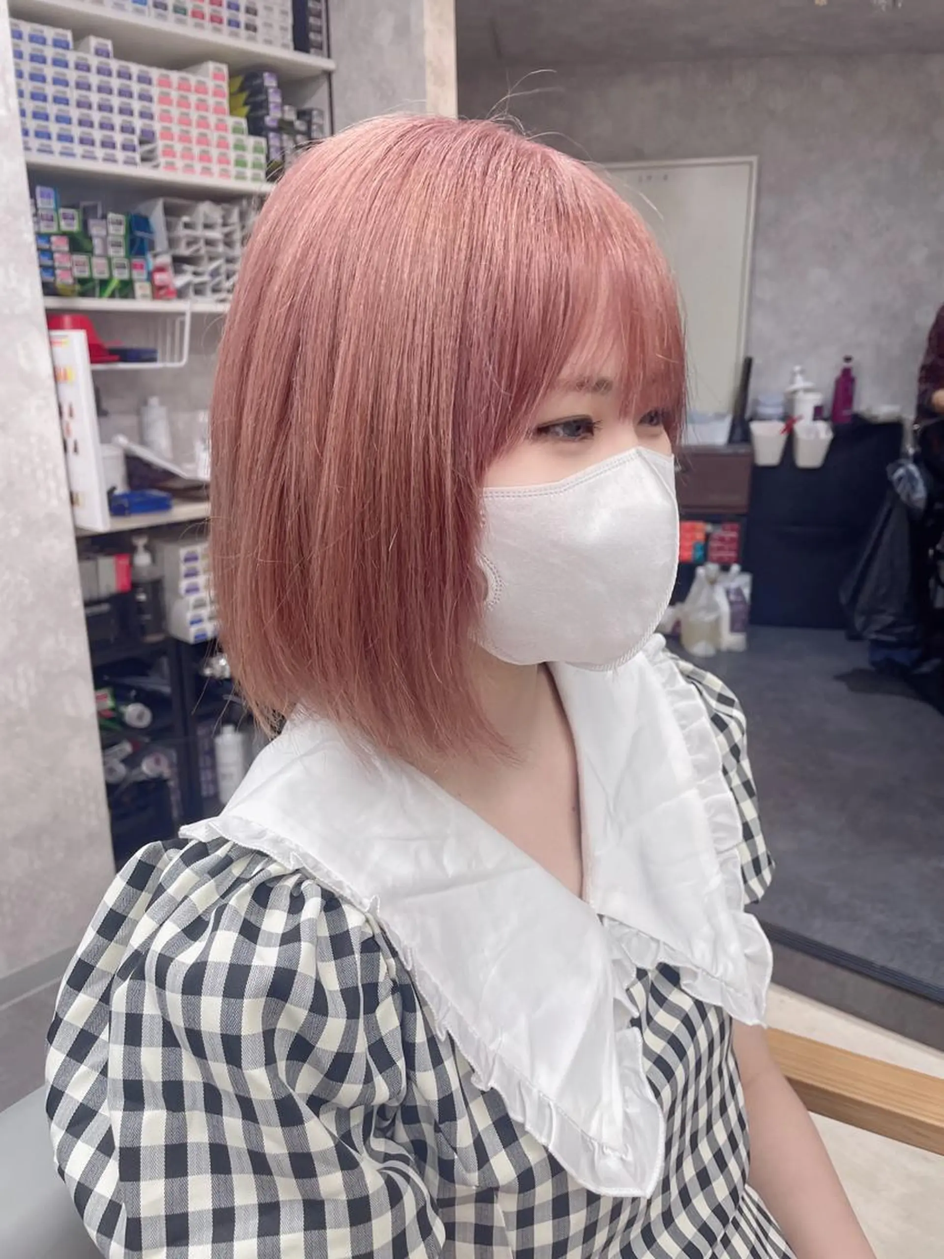 セミロング カラー ブリーチ ピンクカラー ヘアカラー トリートメント レイヤー/ウルフ ハイトーンhiroのヘアスタイル