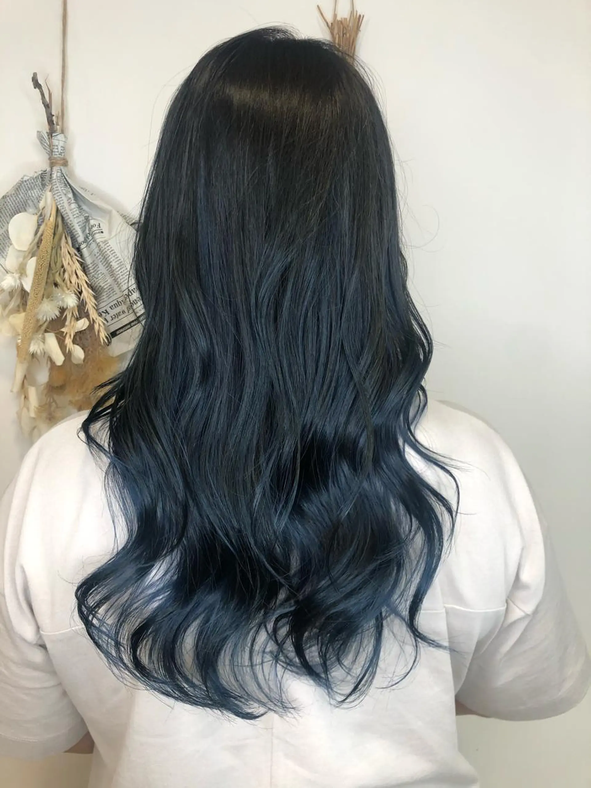 ロング カラー ブルーカラー ヘアカラー トリートメント 松佐 ゆかりのヘアスタイル