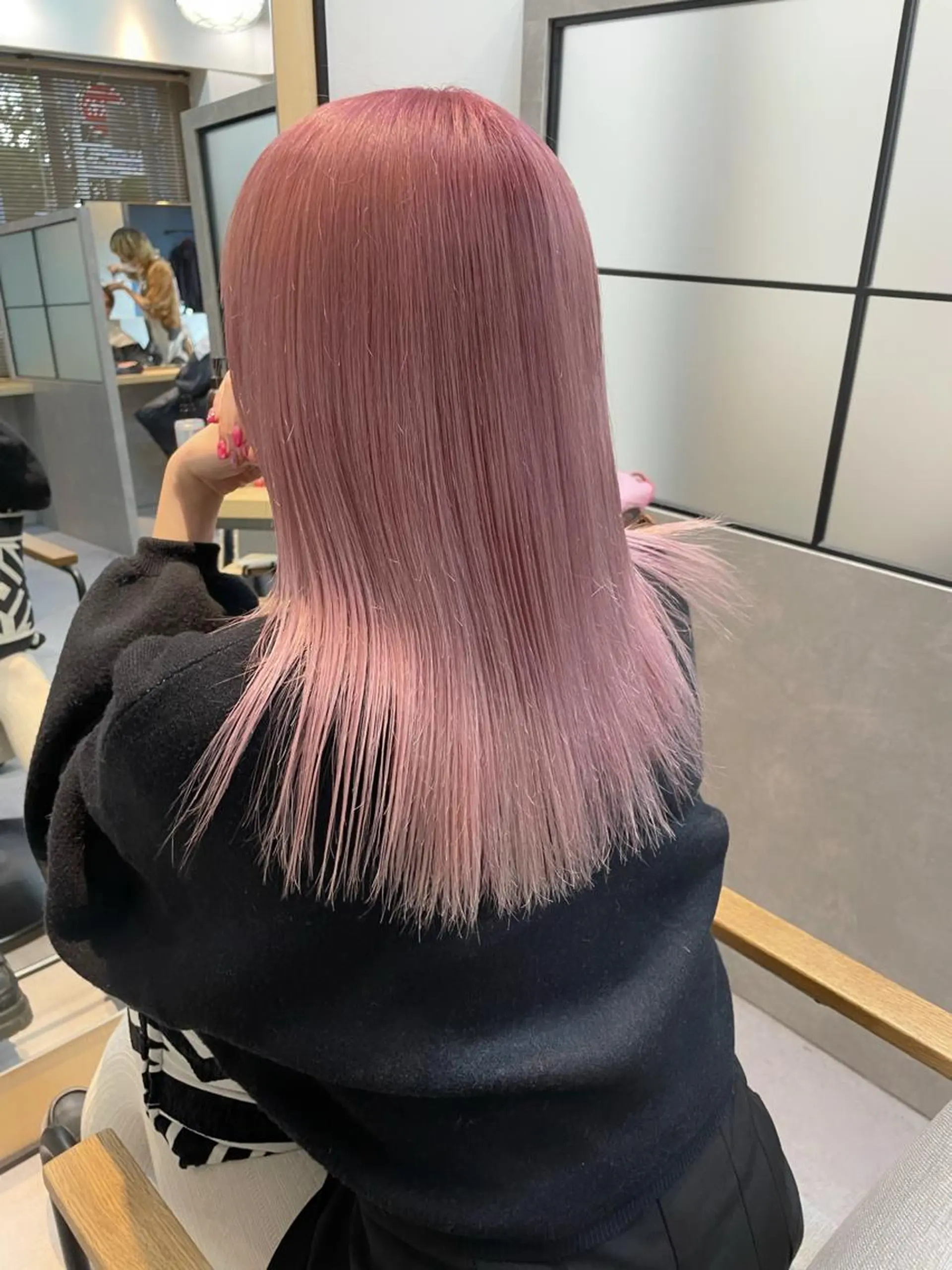 ロング カラー かわさき ともやのヘアスタイル