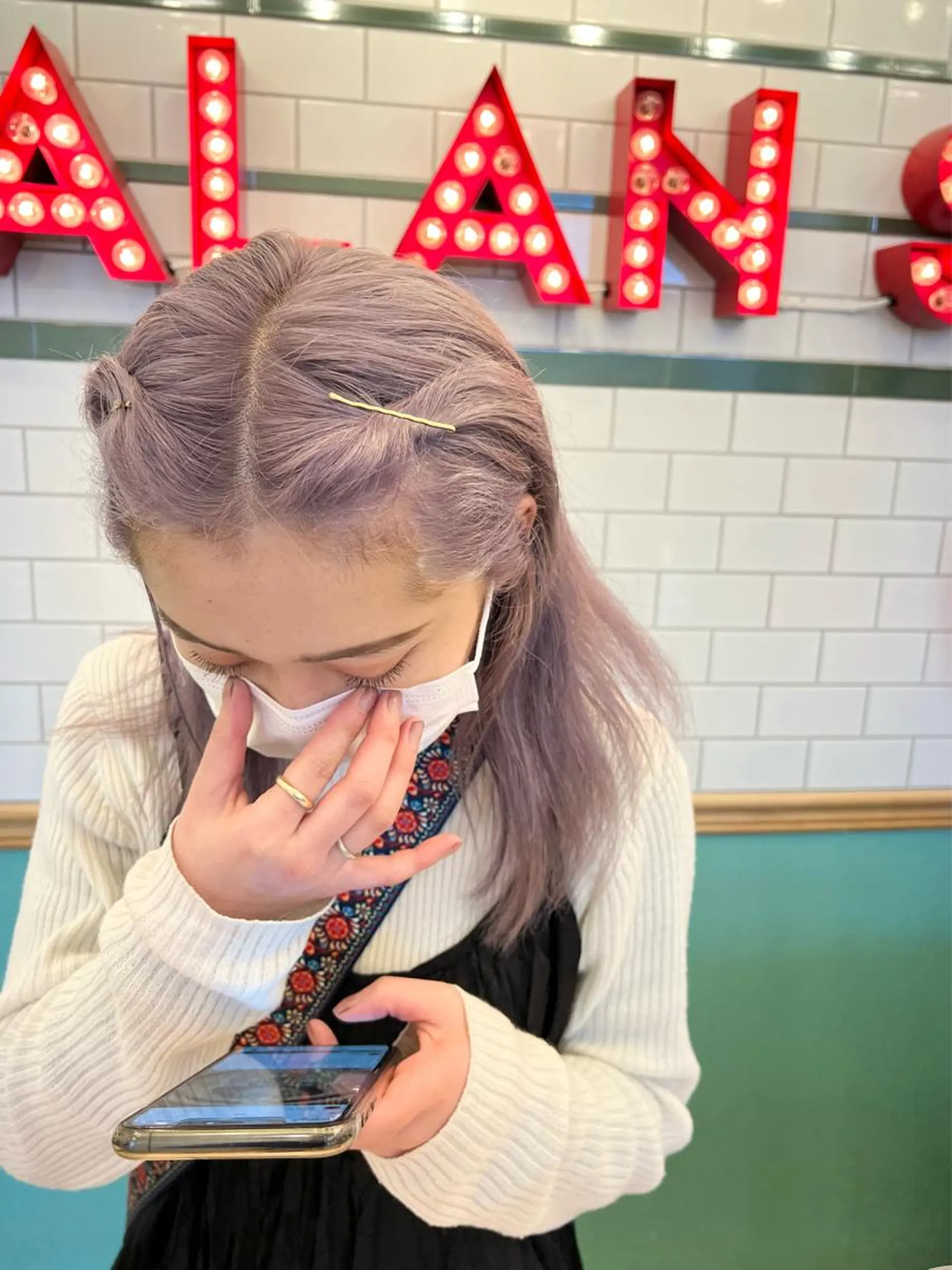 ミディアム カット ヘアカラー トリートメント 艶髪レイヤー/ ハイトーンKeitaのヘアスタイル