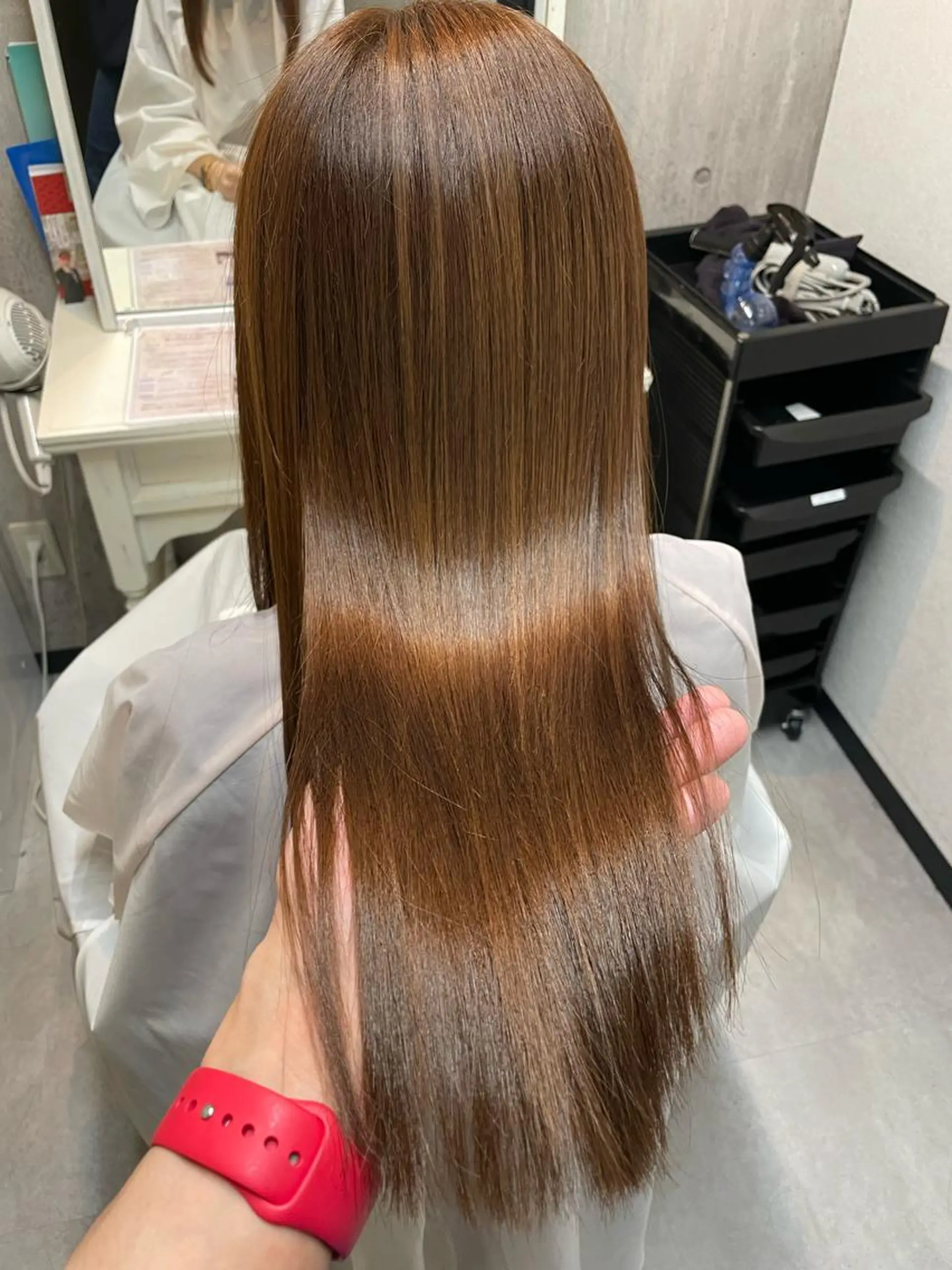 セミロング 断られる髪に答えを ♣️井上秀樹♠️のヘアスタイル