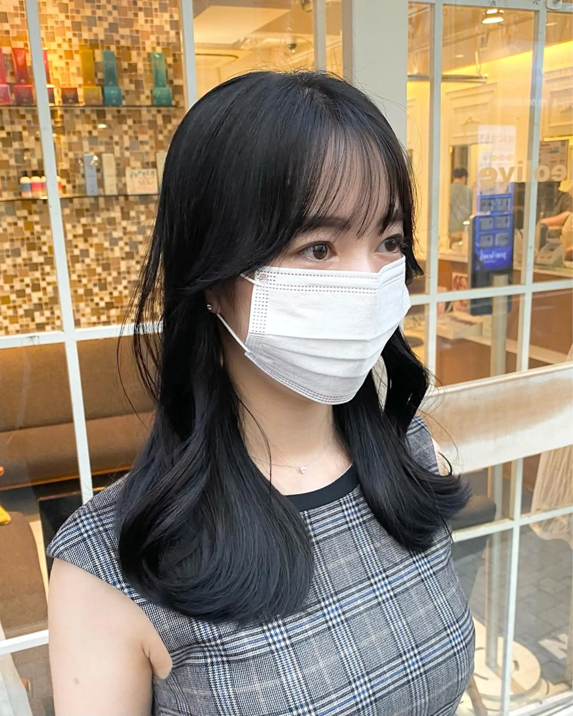 ミディアム カラー 透明感カラー くびれヘア エギョモリ ヨシンモリ 韓国風ヘア 横浜/レイヤーカット /韓国ヘア/佐藤記正のヘアスタイル