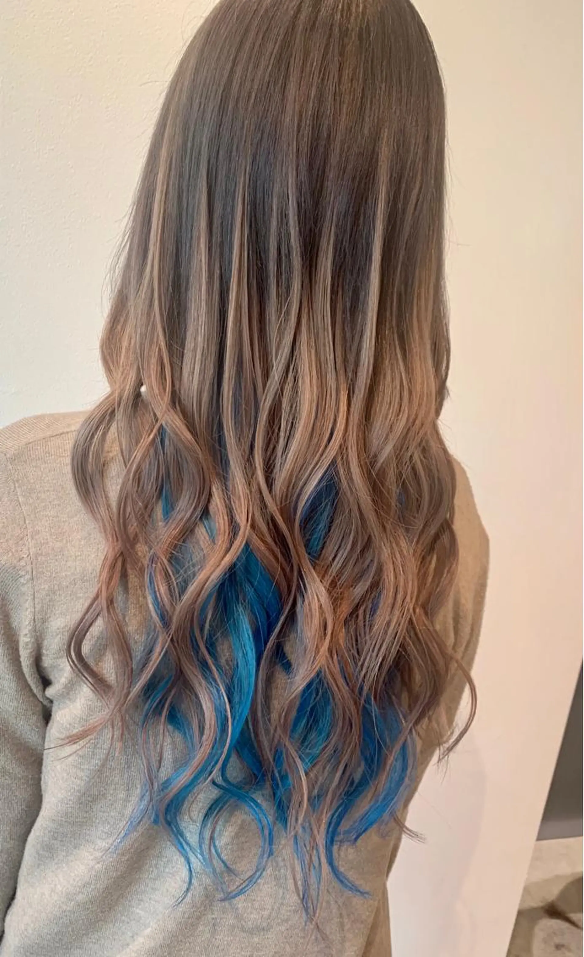 ロング シールエクステ エクステ Lilly【リリー】所属・Lilly 中谷友里のヘアスタイル