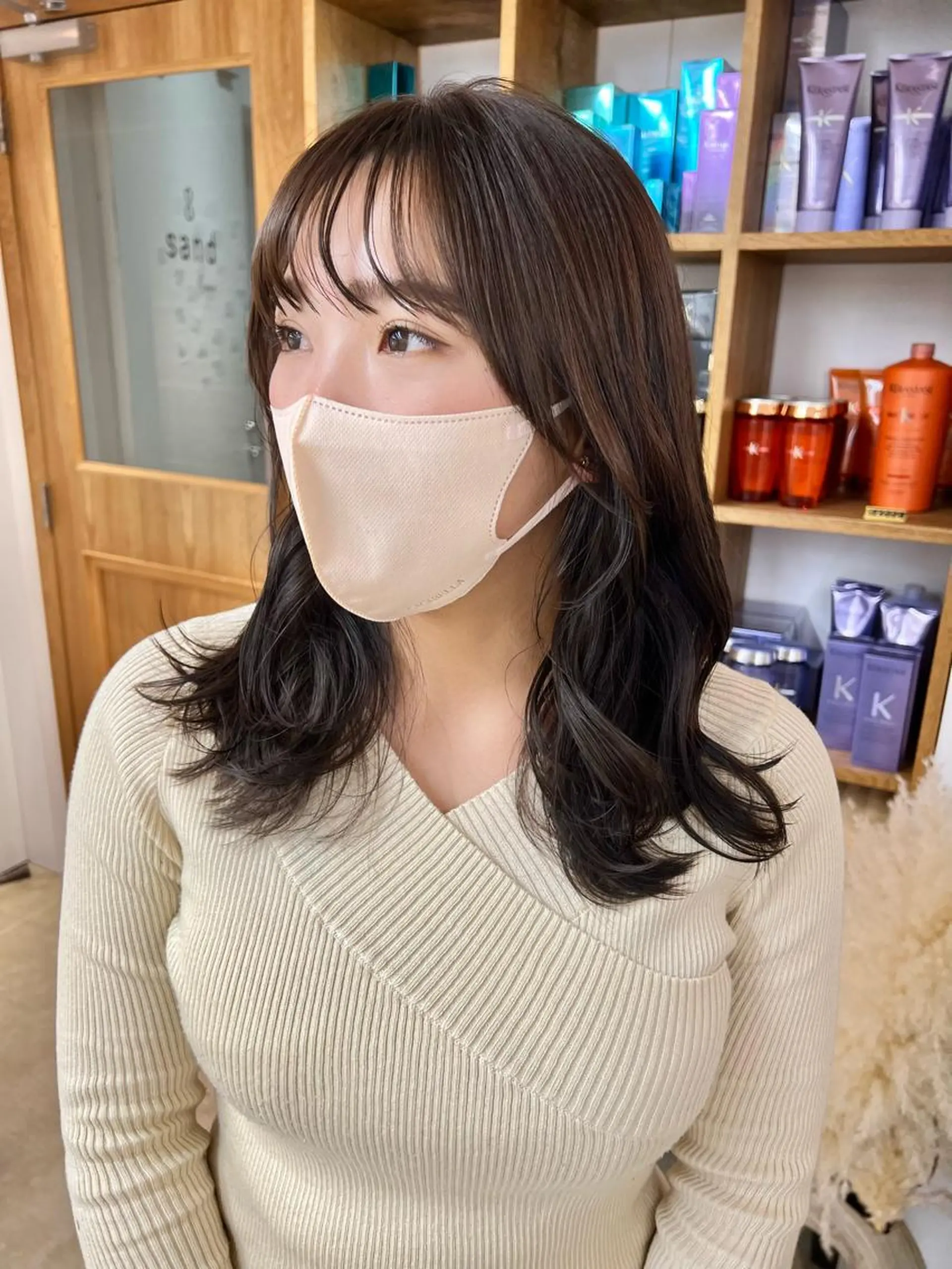 ロング カラー グレージュ オリーブグレージュ オリーブグレー ✨️今だけ無料✨️ 鶴田みなみのヘアスタイル