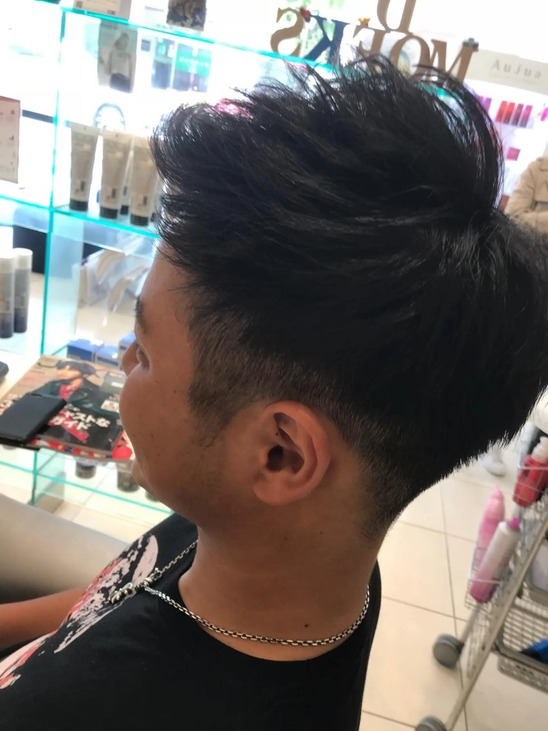 ショート カラー パーマ ヘアアレンジ メンズ キッズ ネイル マツエク・マツパ モヒカン メンズネイル カット EnBlesS西宮 マンツーマン神道有基のヘアスタイル