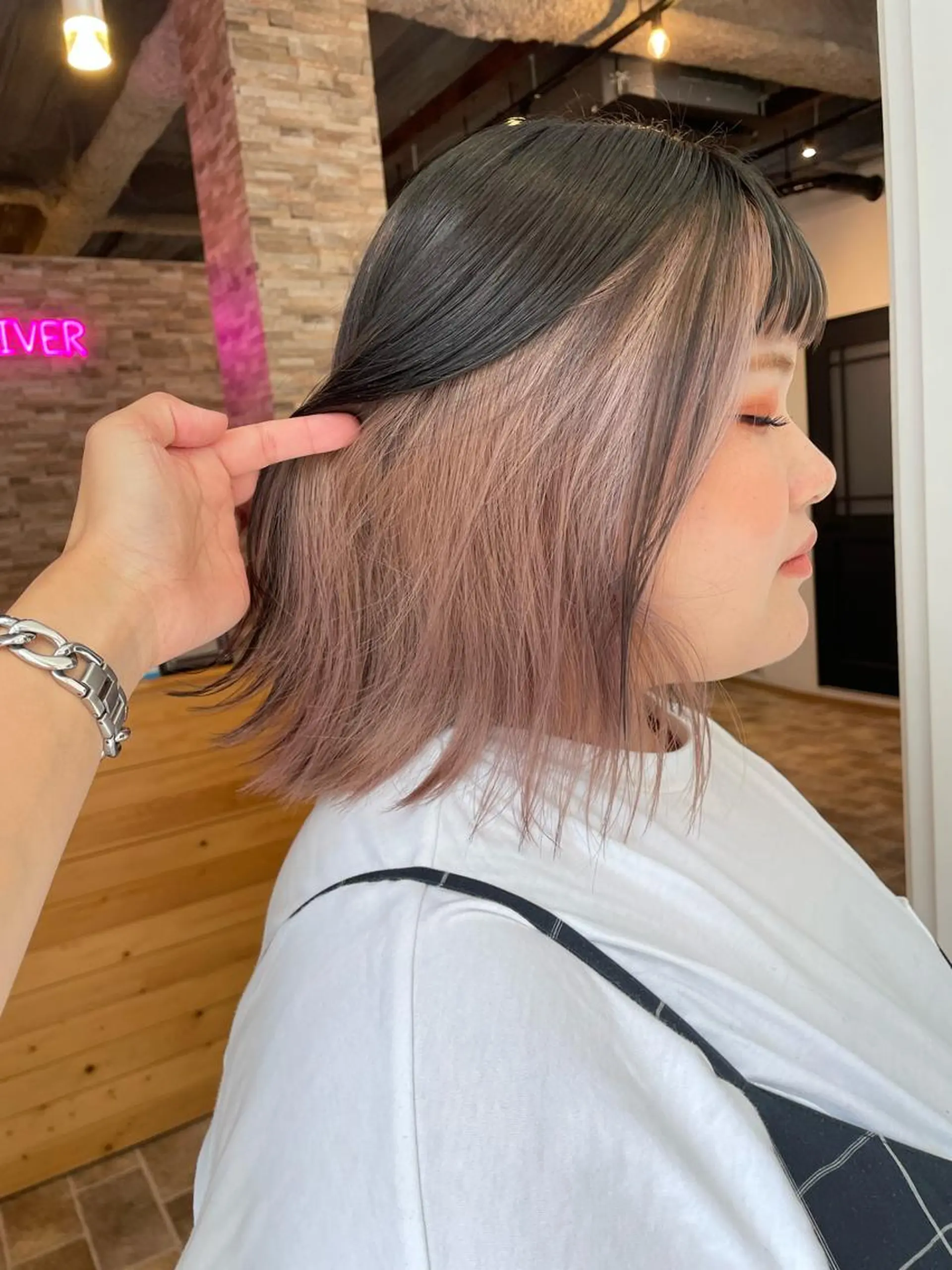 ミディアム カラー グレージュ カット ヘアカラー トリートメント YUI/ ブリーチカラー🌷のヘアスタイル