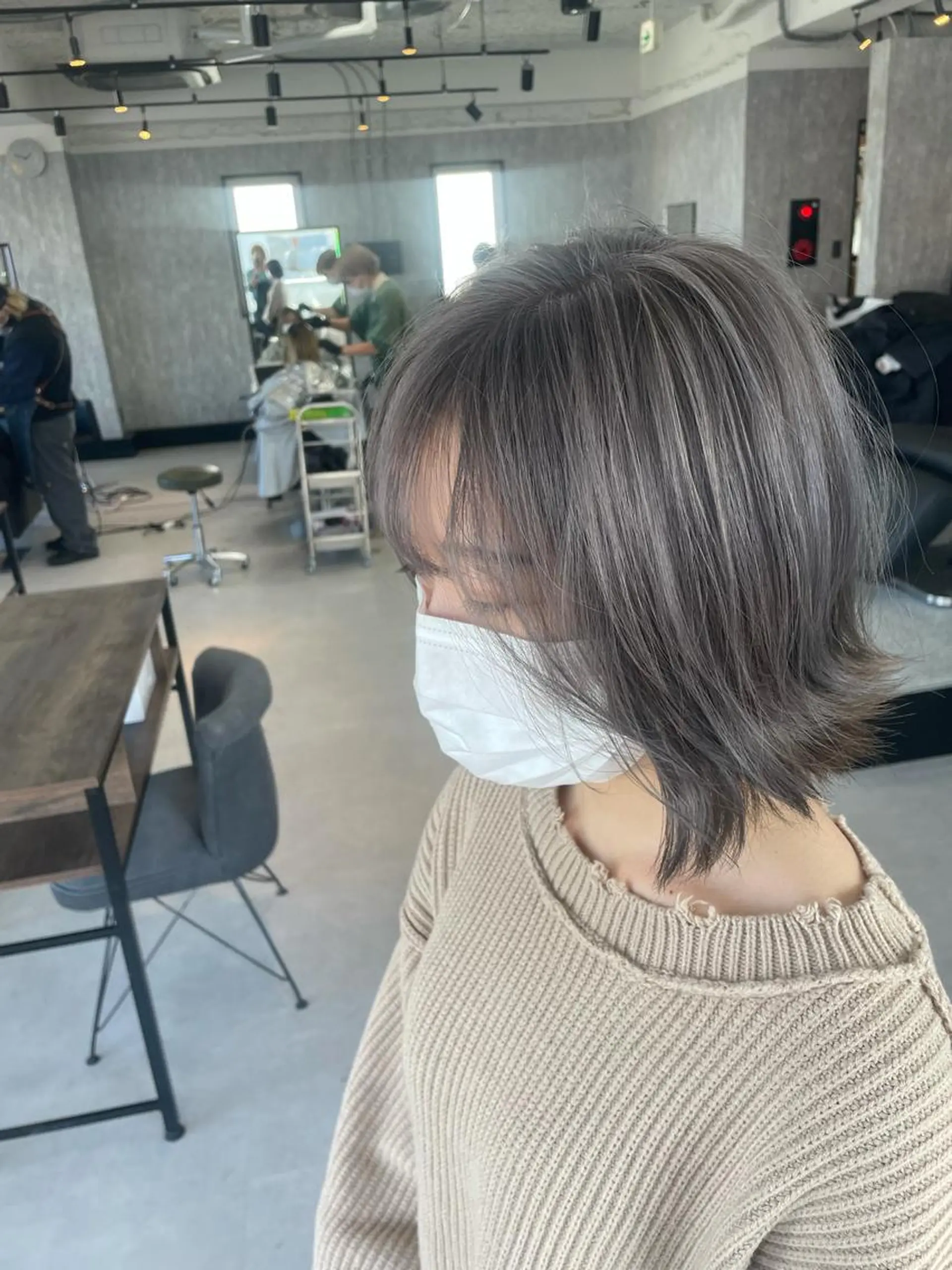 ミディアム カラー ALLEN hair 京橋店のヘアスタイル