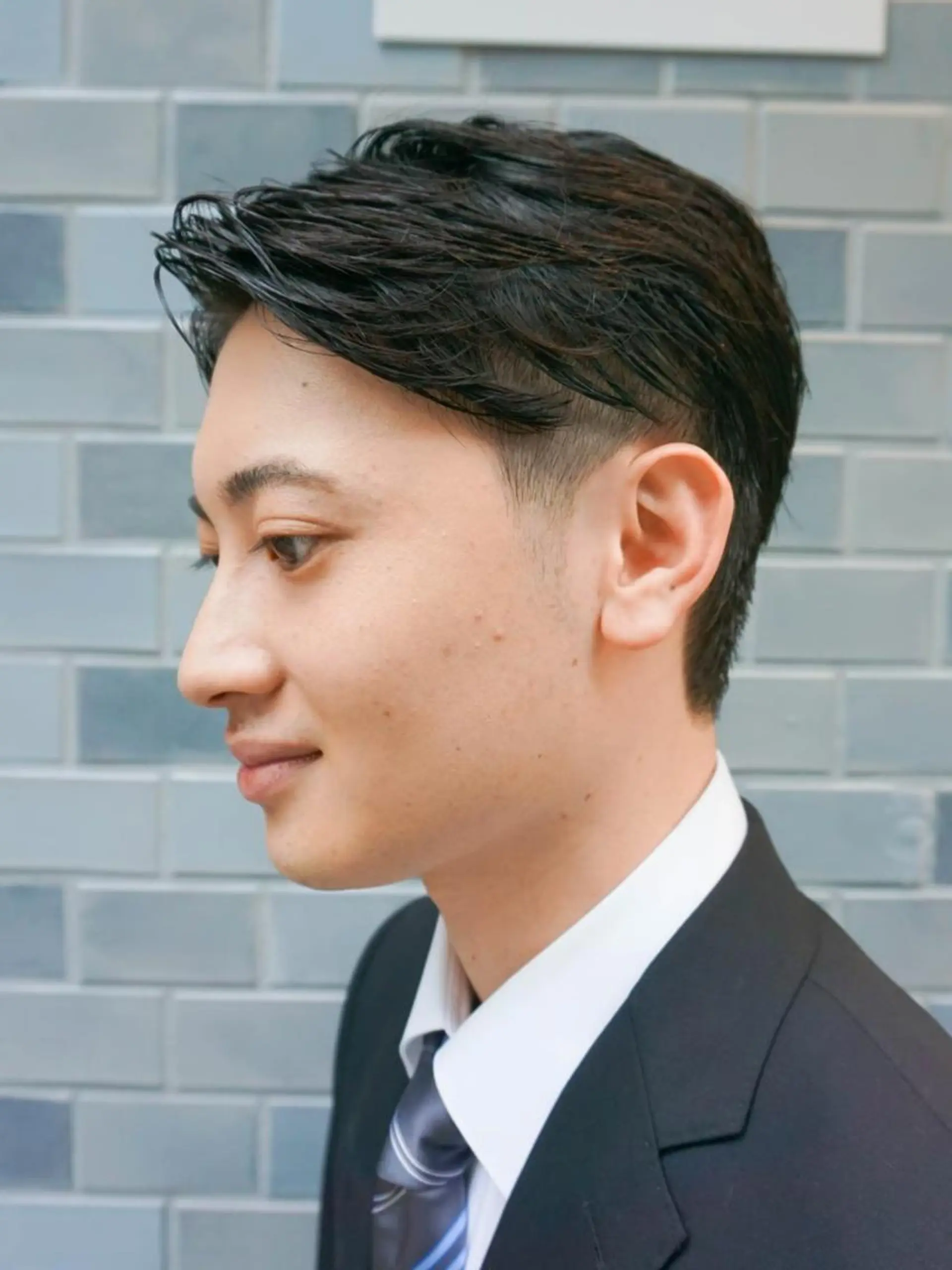 ショート メンズ アップバング ビジネス マッシュ メンズパーマ メンズツイストパーマ カット 高橋 英彦のヘアスタイル