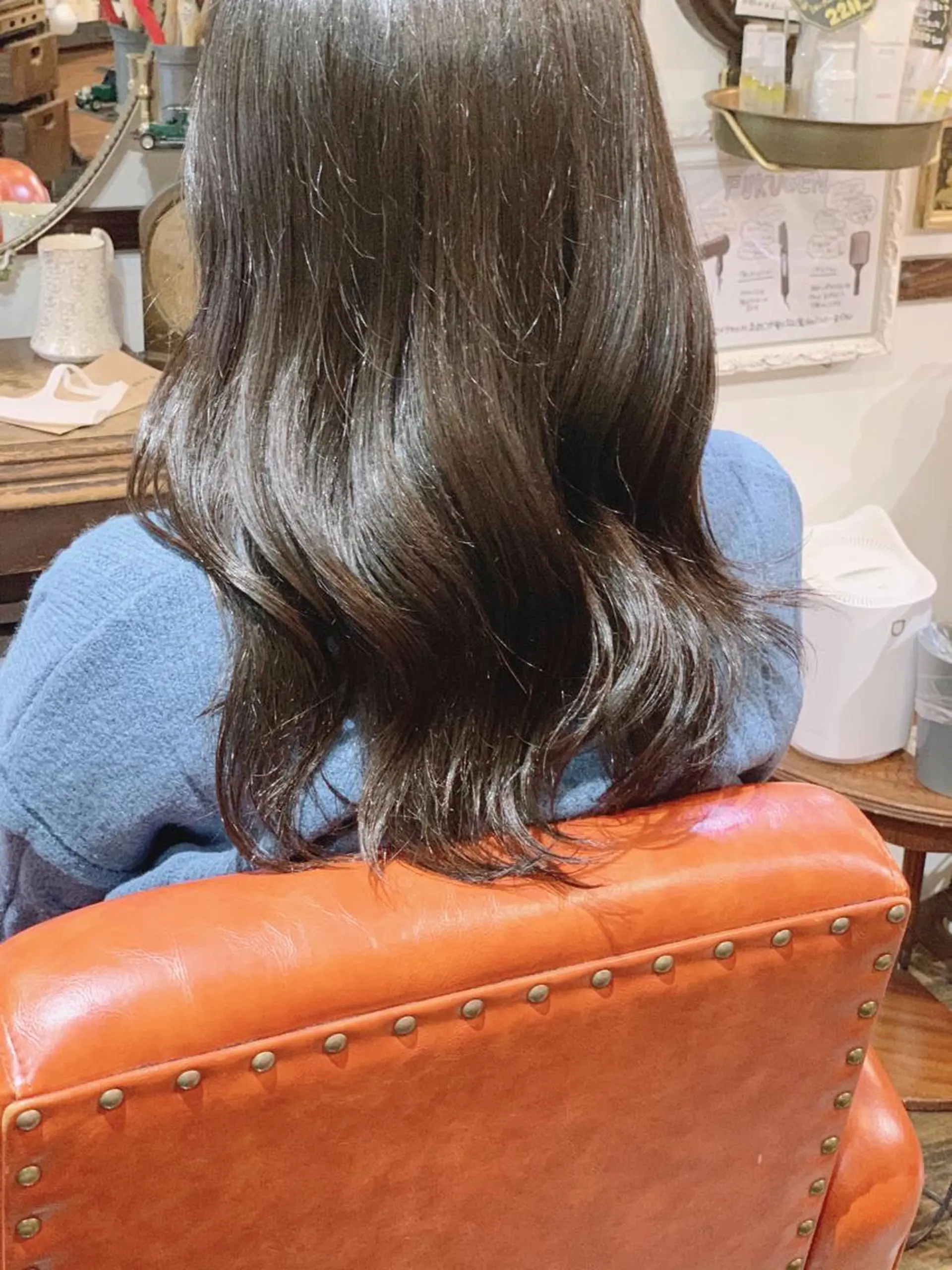 ロング AYANO ／レイヤー／オリーブのヘアスタイル