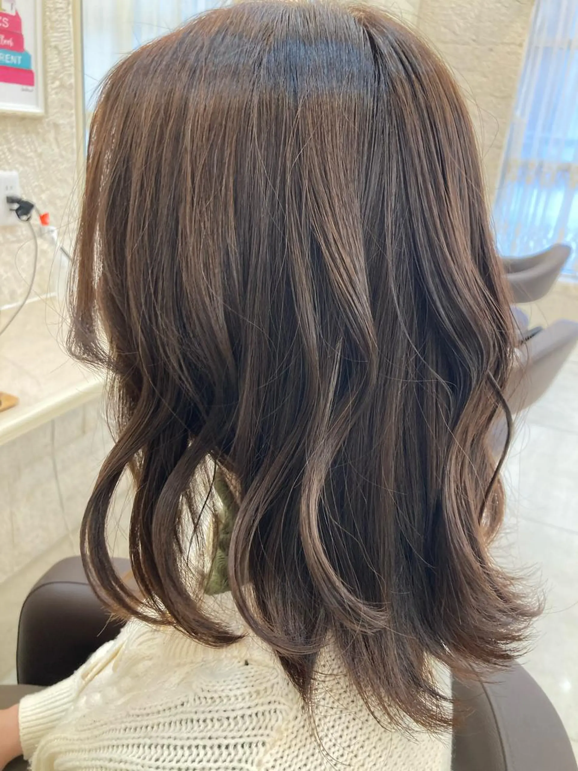 ミディアム 【shanti】 伊藤奈生のヘアスタイル