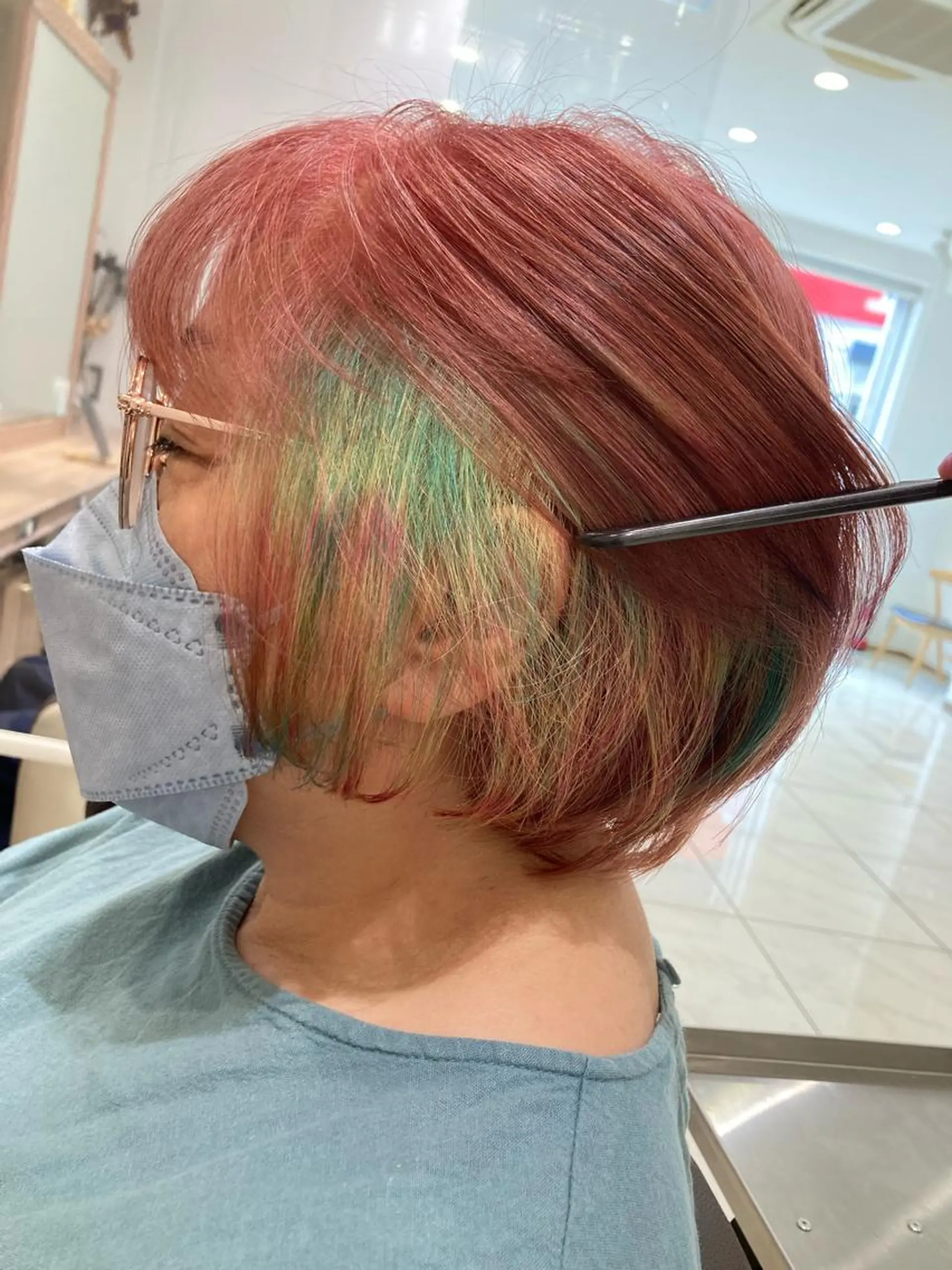 ショート ヘアカラー 低ダメ高明度 低ダメ高明度ハイトンのヘアスタイル