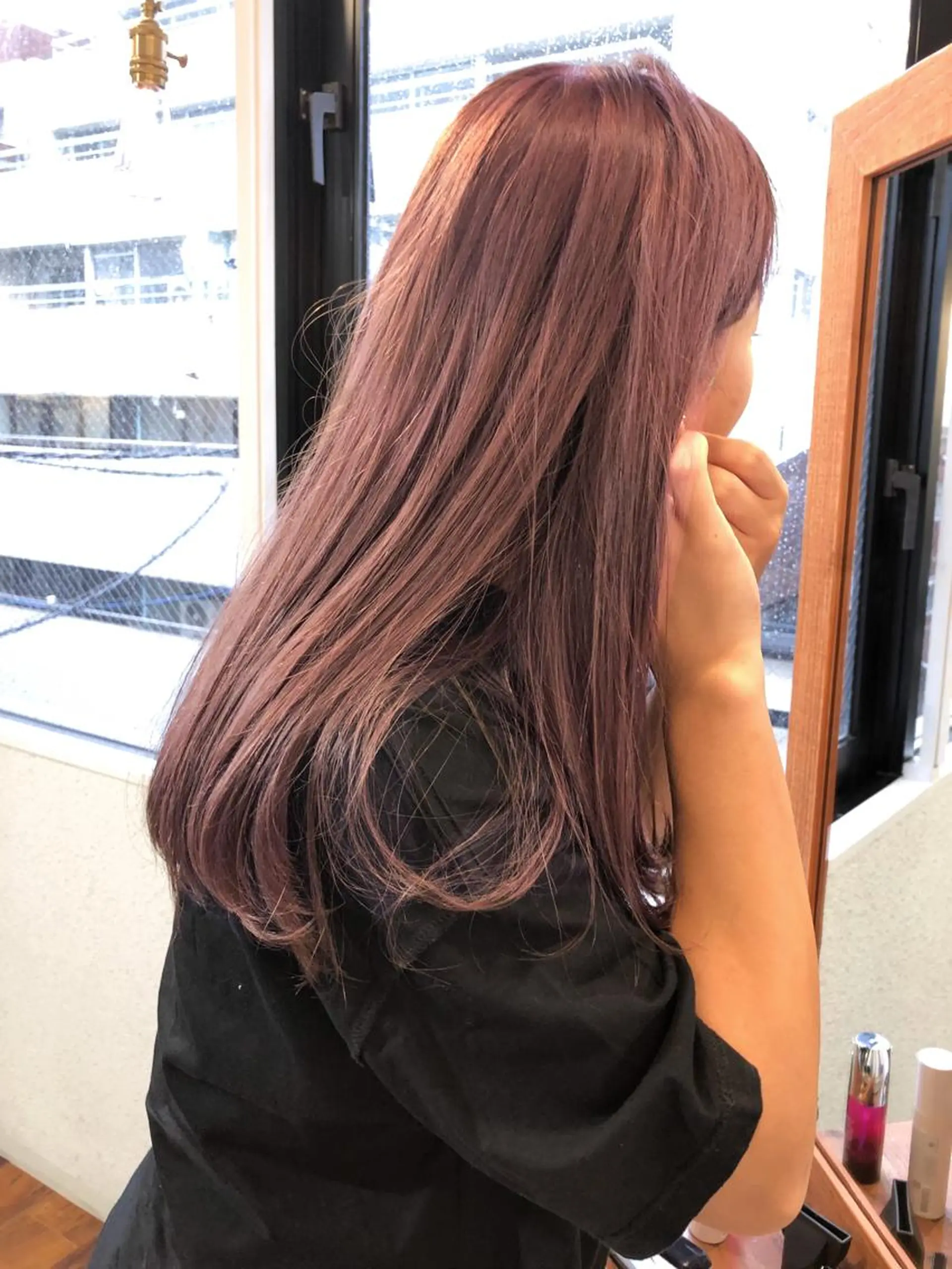 ロング カラー トリートメント 岡本康平/ボブ /ブリーチ/レイヤーのヘアスタイル