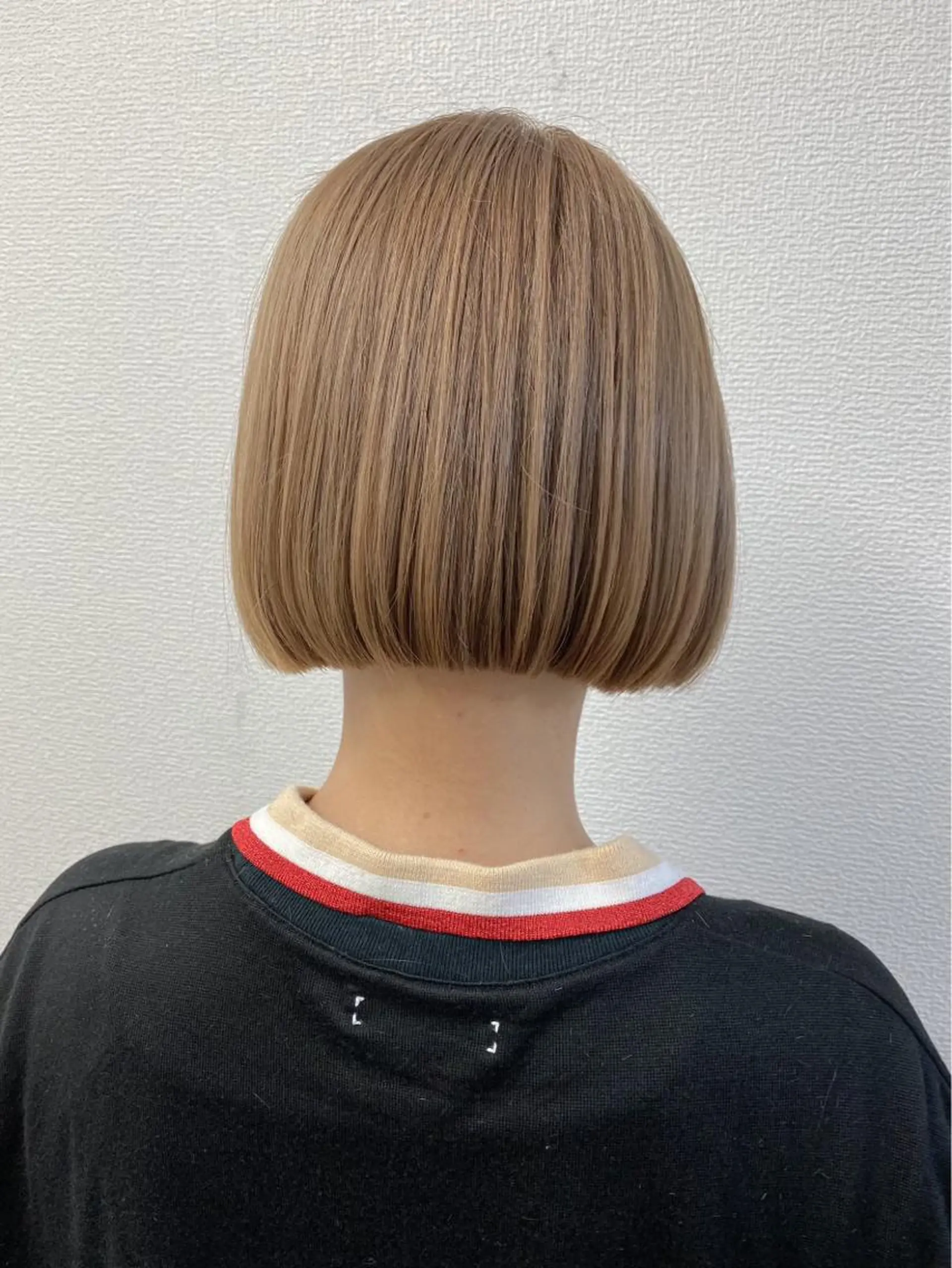 ショート カラー MOMO艶髪 🩵モテカラーのヘアスタイル