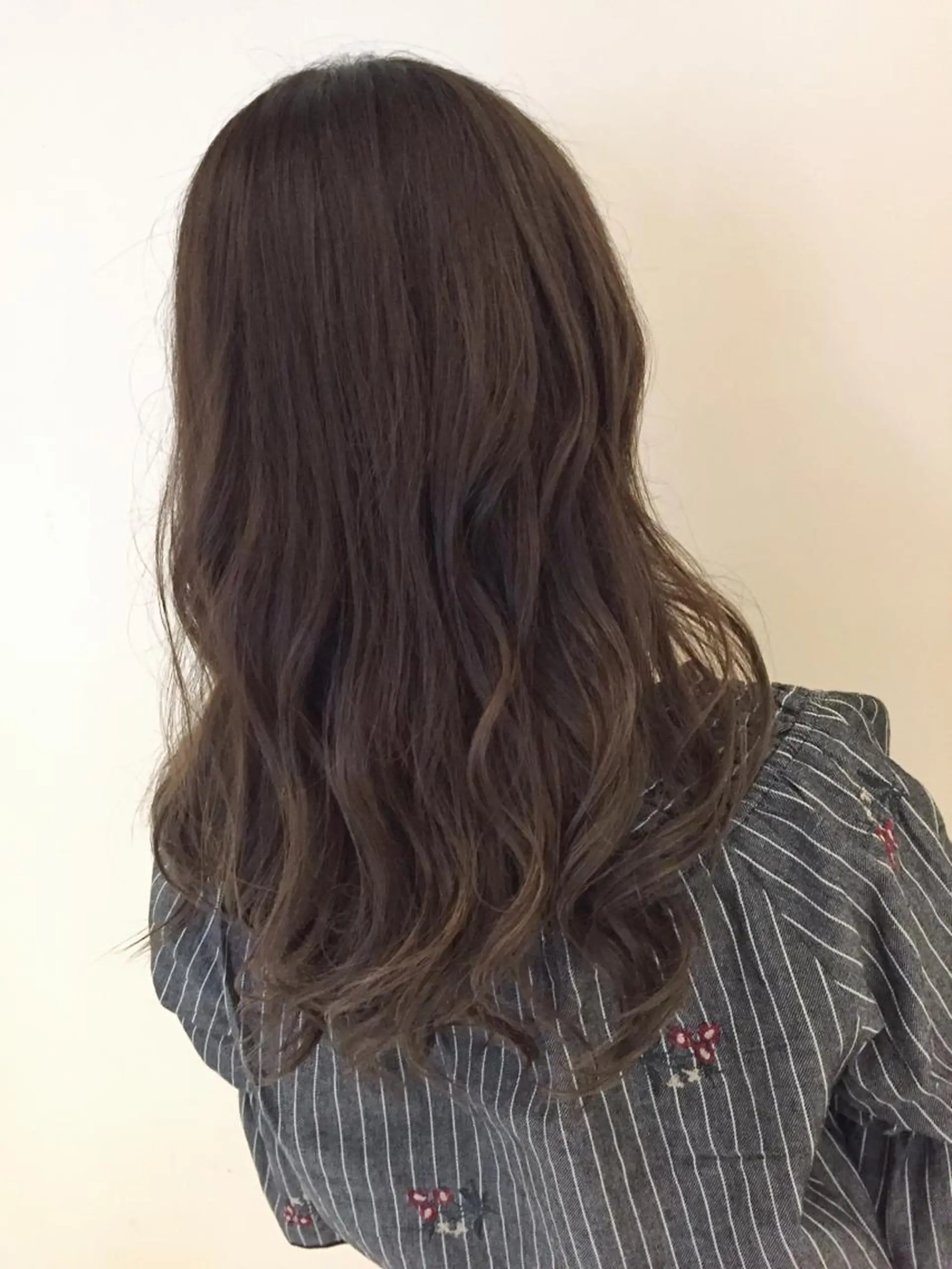 セミロング アッシュ ◇おの あすか◇のヘアスタイル