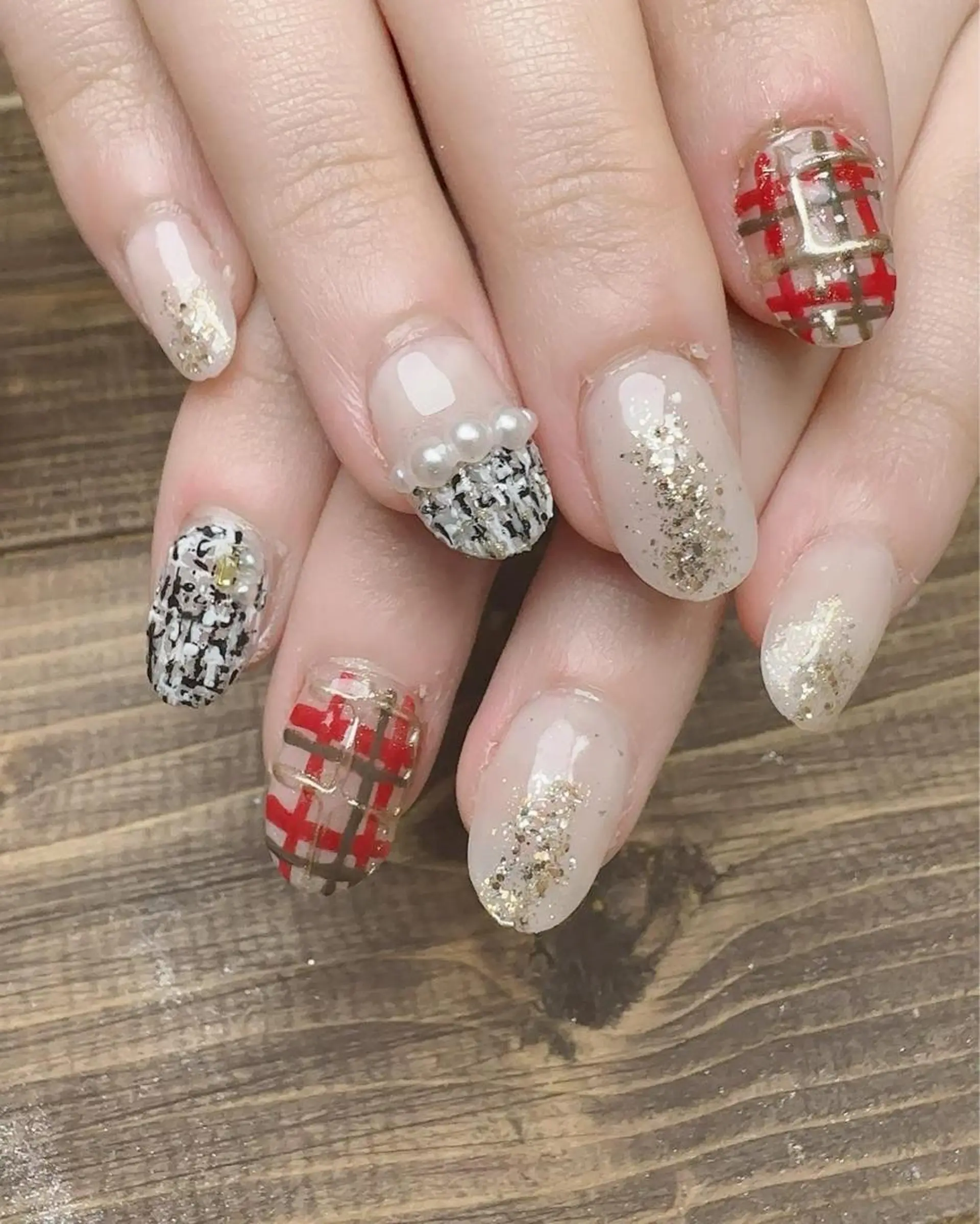 ネイル 新山 聖のネイルデザイン