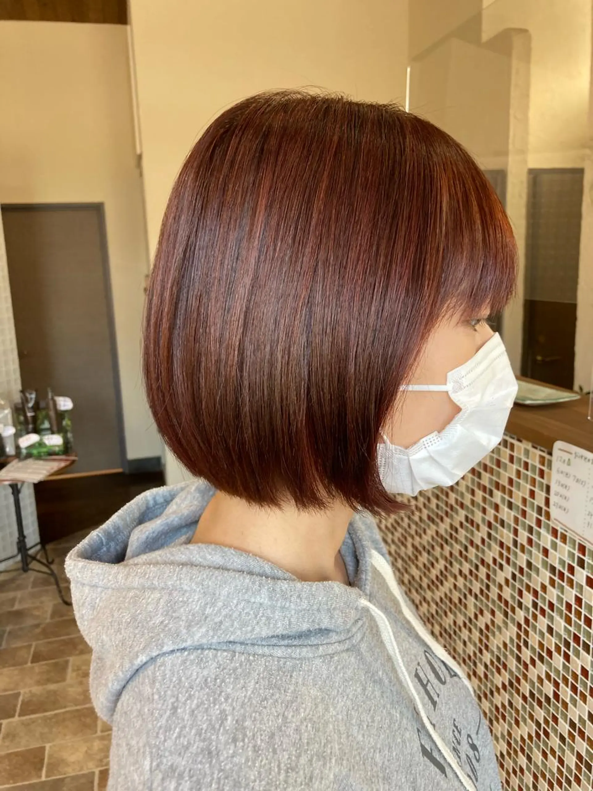 ショート カラー ショートボブ カシス ピンクカラー ボブ ショートヘア 加藤 泰地のヘアスタイル