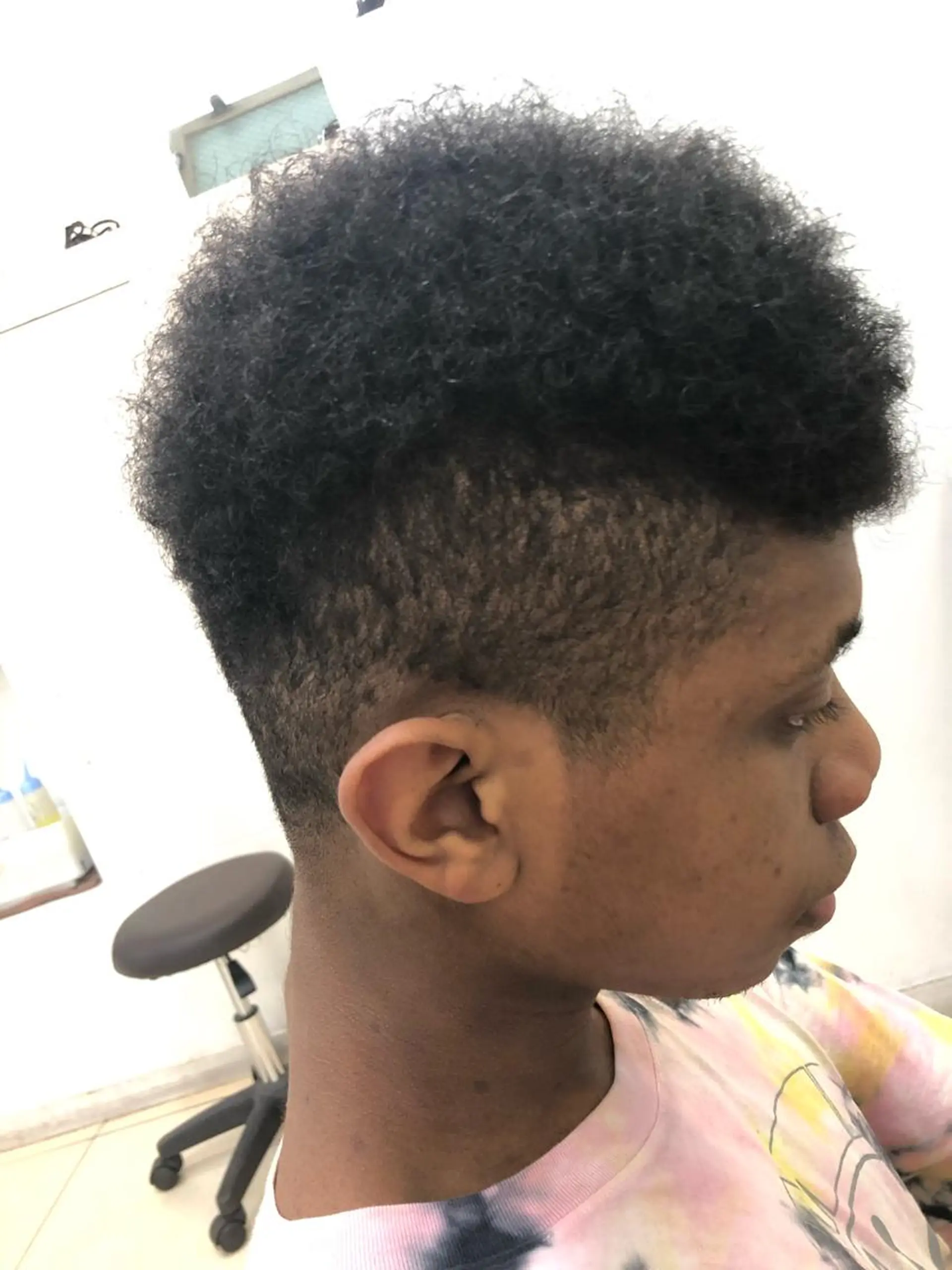 ショート メンズ 髪質改善× 白髪ぼかし溝江のヘアスタイル