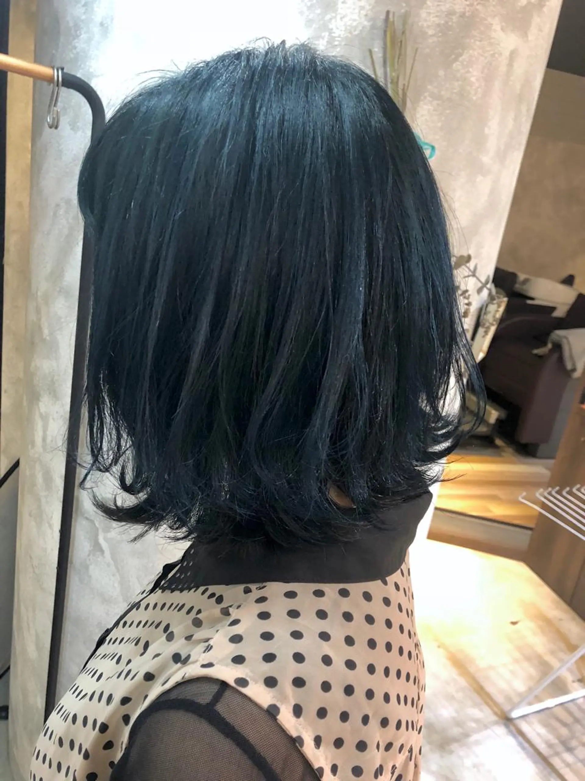 ミディアム カラー ブルーカラー ヘアカラー 松村 崇弘のヘアスタイル