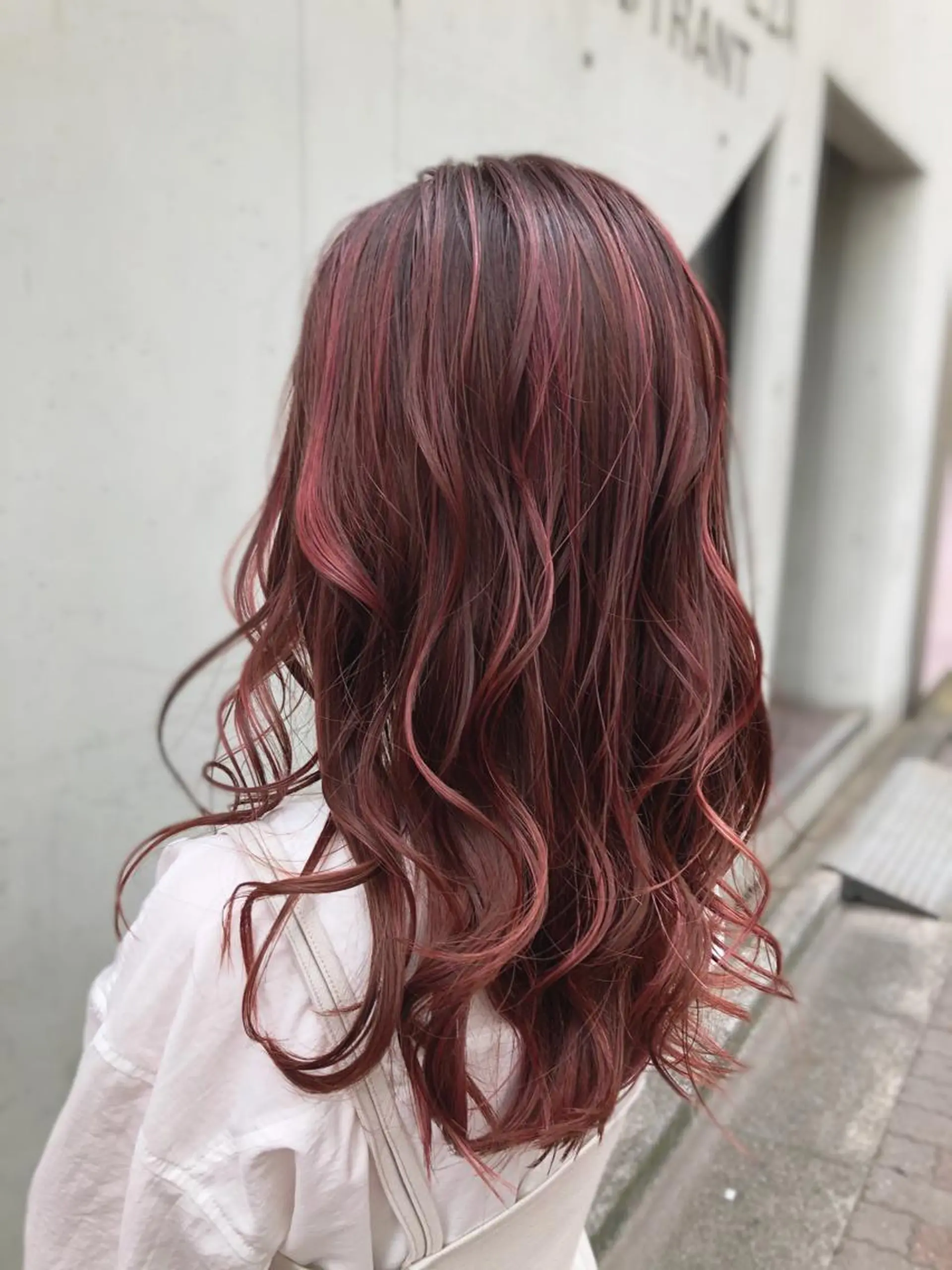 ロング カラー 浦山 和之のヘアスタイル