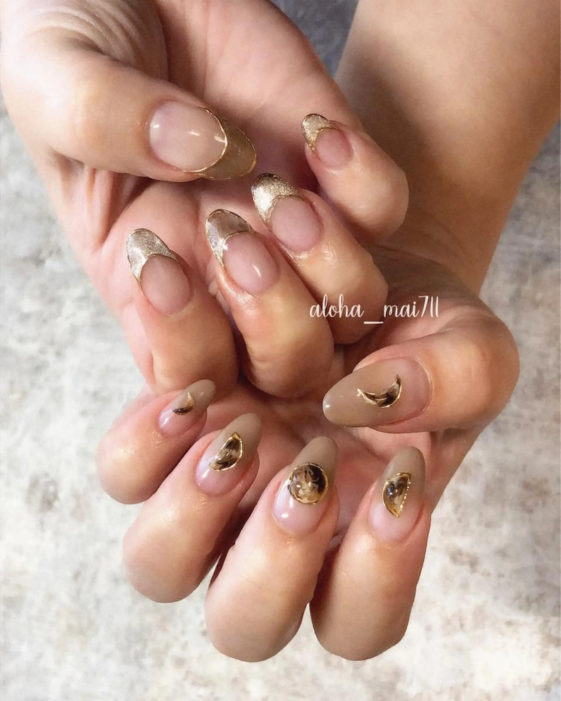 ネイル フレンチネイル マグネットネイル マグネットフレンチ Home salon M nailのネイルデザイン