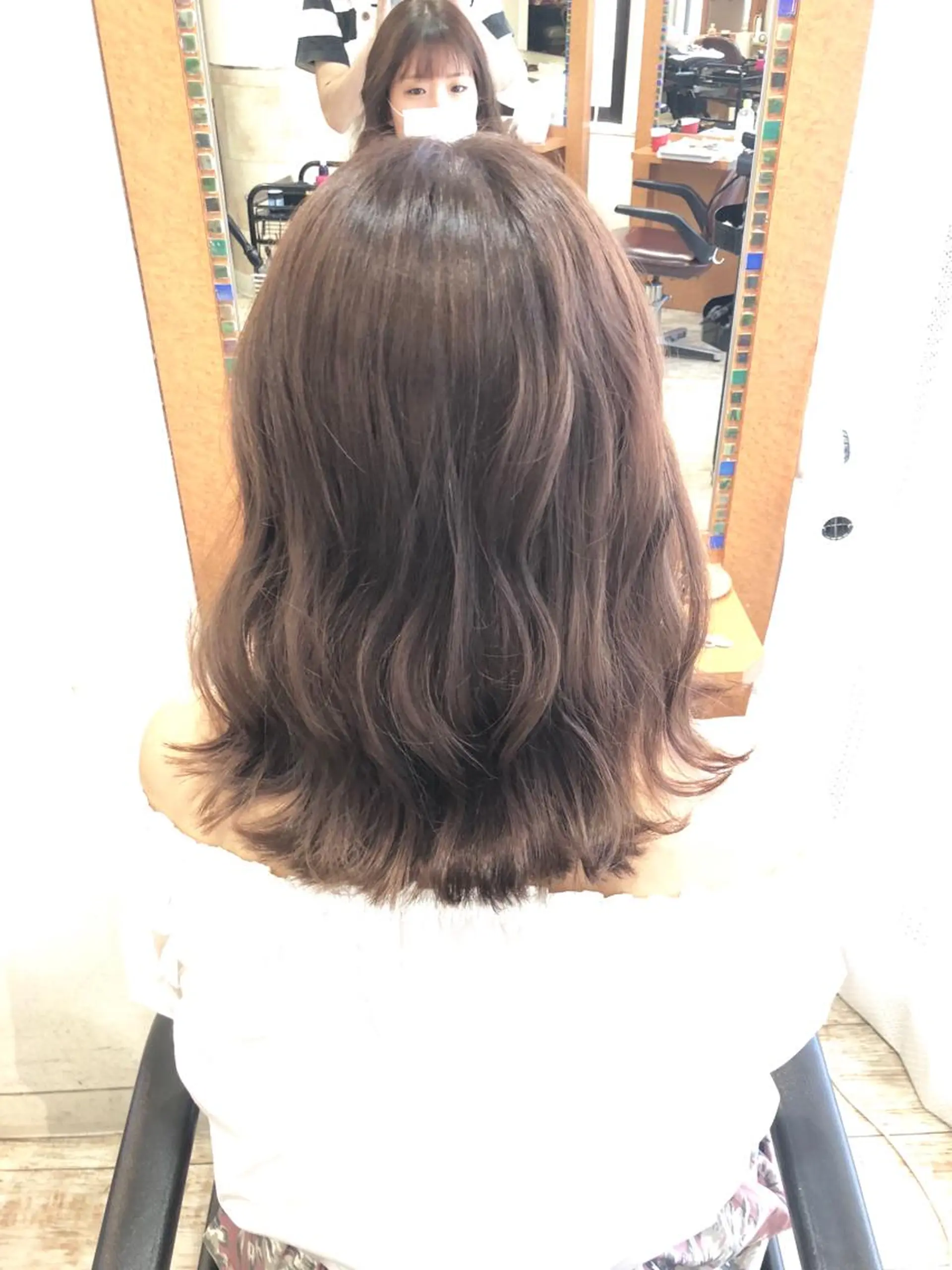 セミロング カラー ハイライトカラー ハイライト ムルギョル巻き 100%髪質改善特化 TRUNSのヘアスタイル