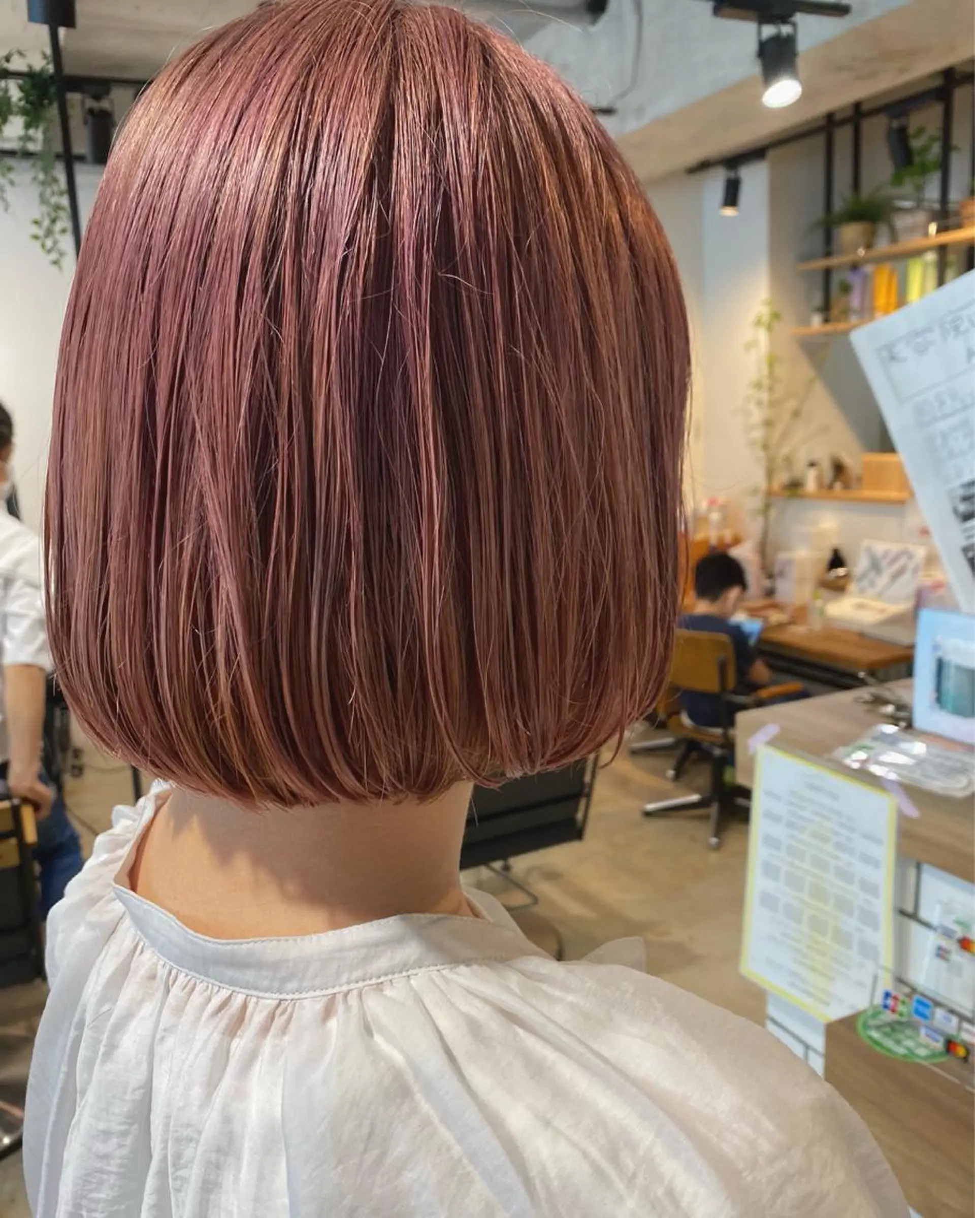 ショート ボブ レイヤー/大人ボブ 渡邉【日吉美容室】のヘアスタイル