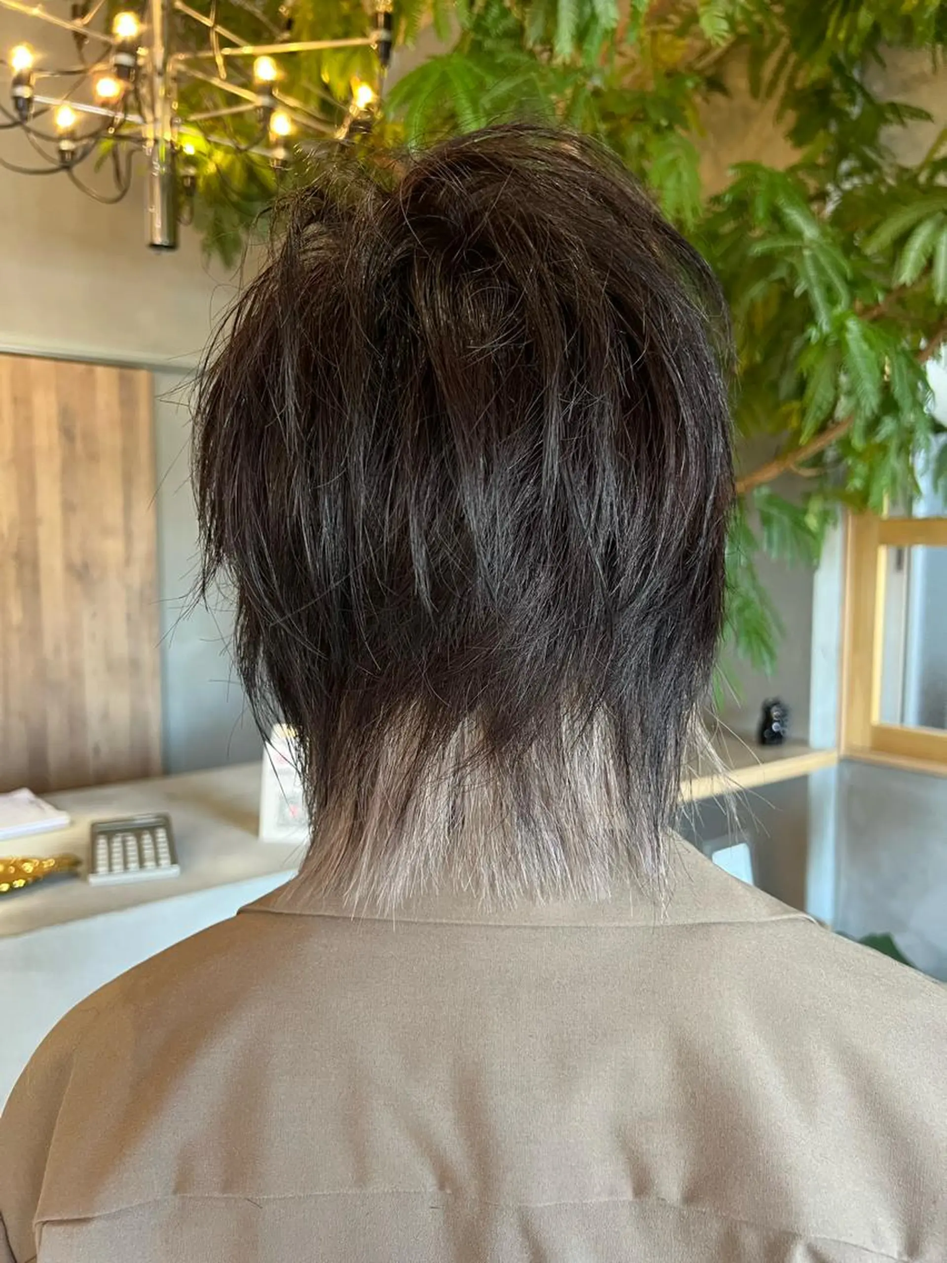 ショート カラー ハイライトカラー イルミナカラー ボブ ハイライト 髪質改善 シンヤヘアーズ 泉大津本店のヘアスタイル