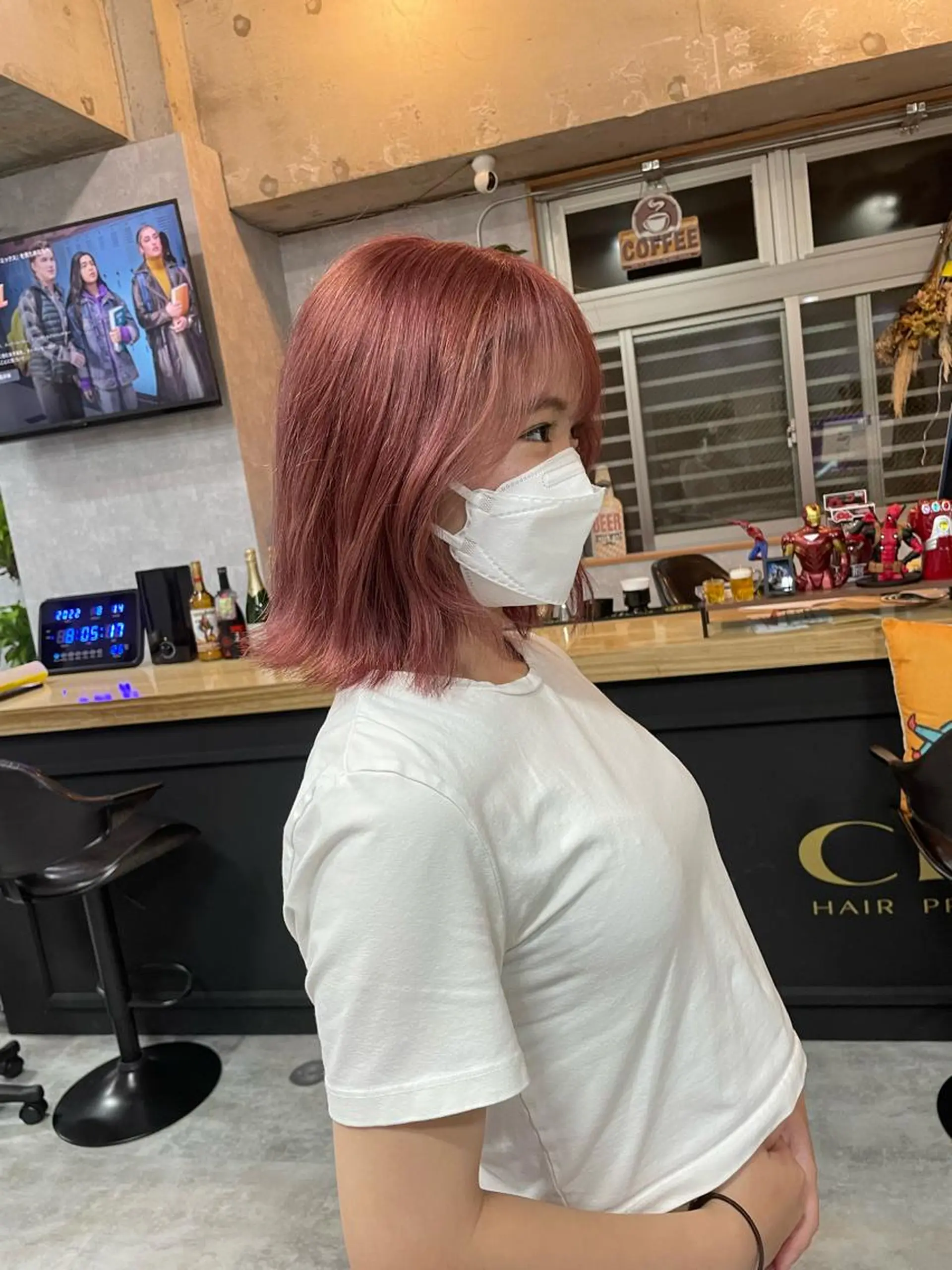 ミディアム andKおもろまち店 艶ダブルカラー✨のヘアスタイル