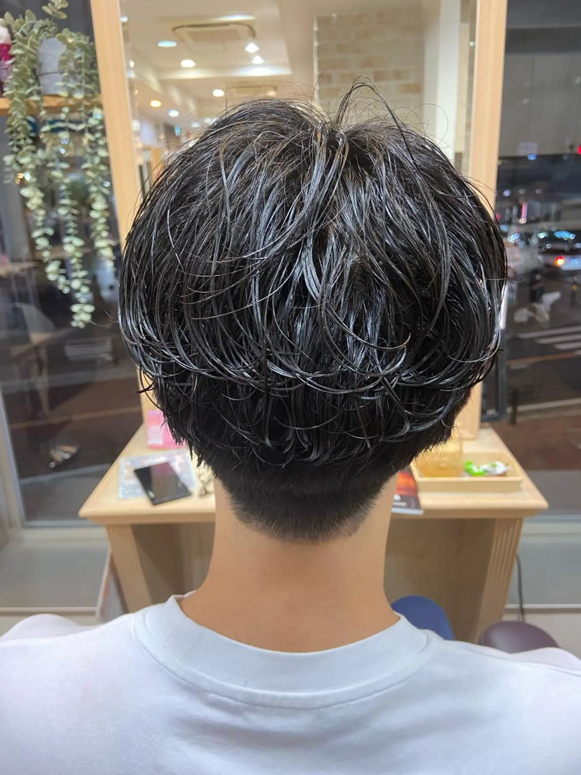 ミディアム メンズ ミディアムパーマ メンズパーマ コバヤシ ユウスケのヘアスタイル