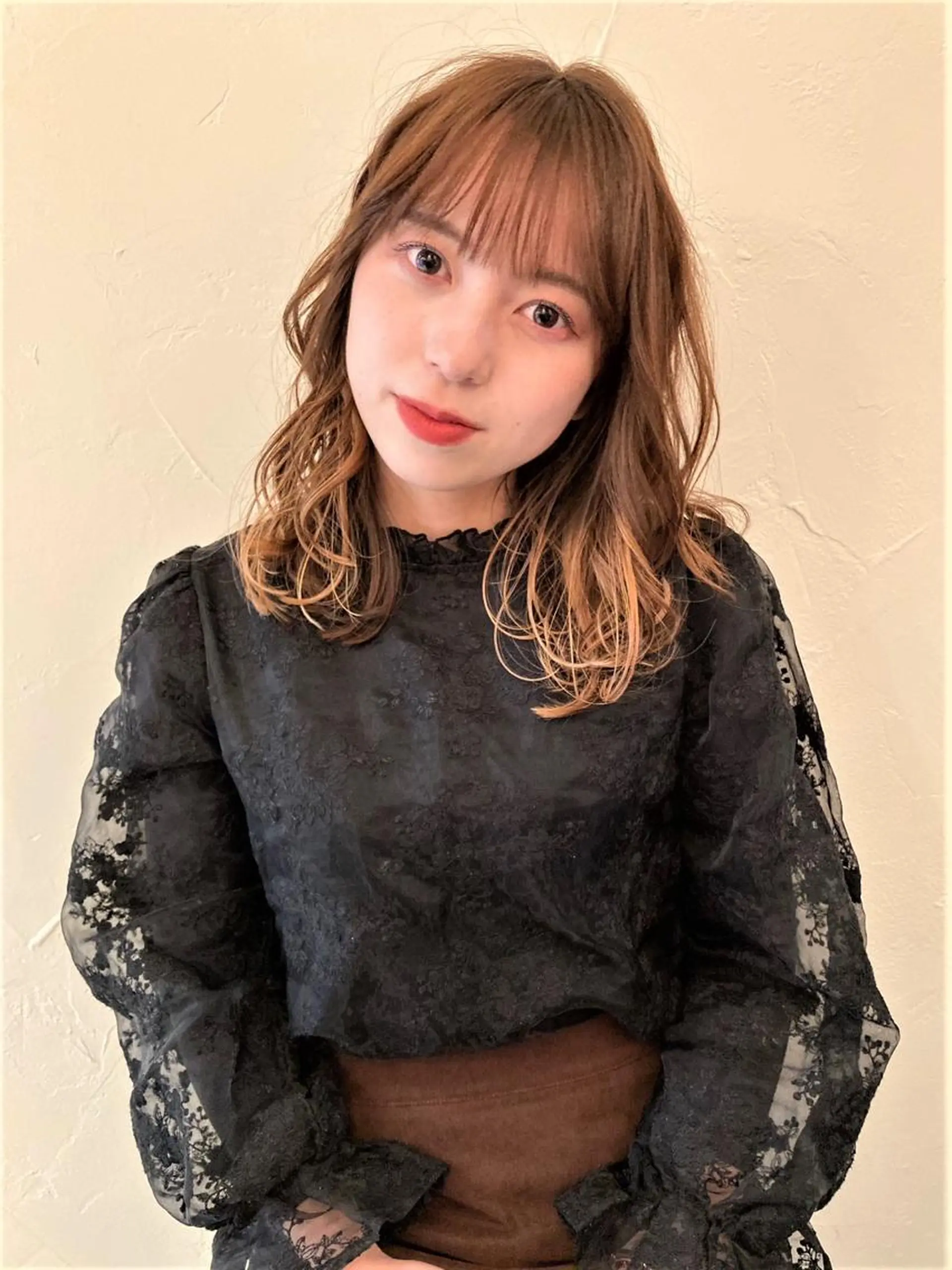 ミディアム シマダ アユミのヘアスタイル