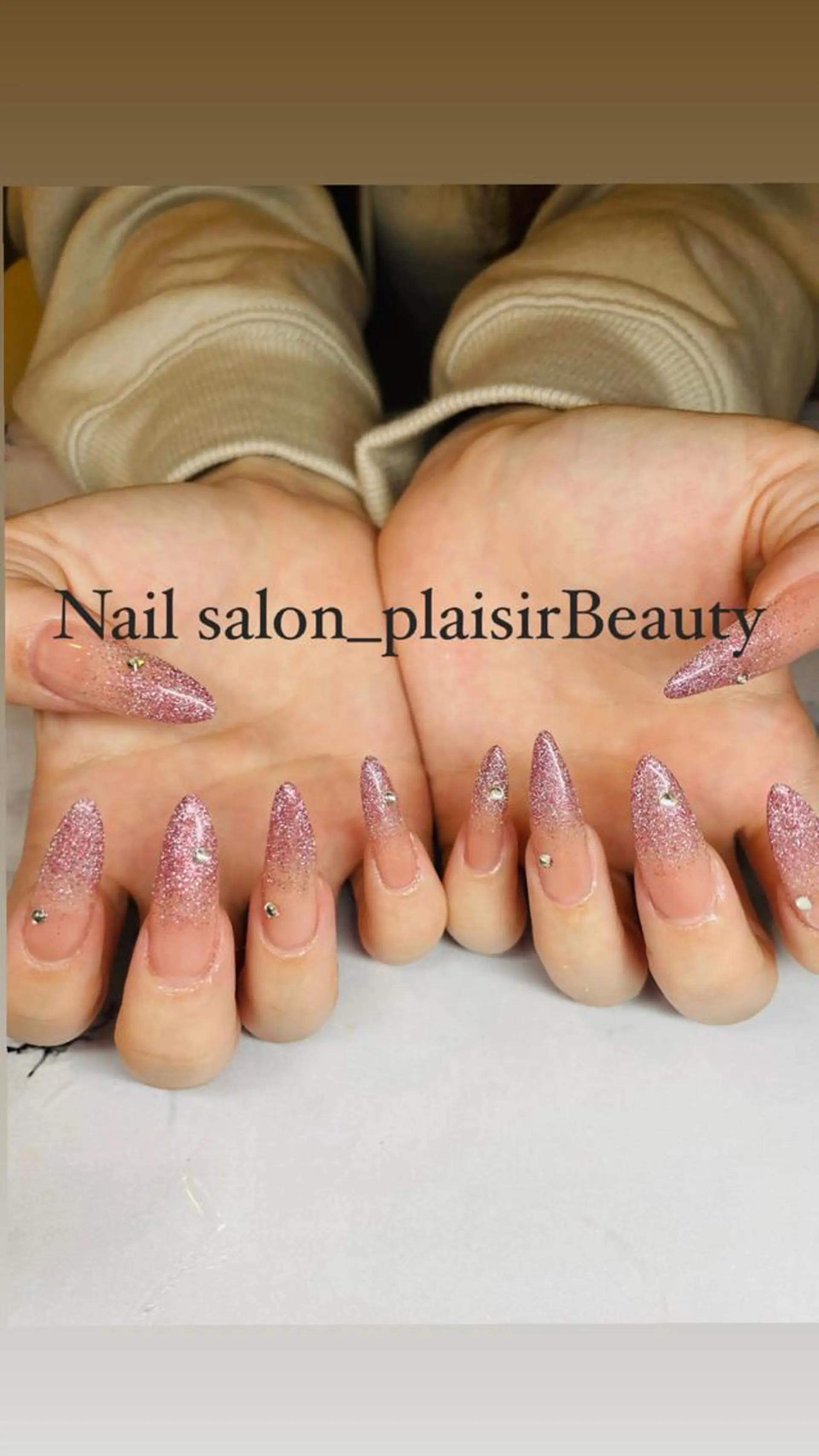 ネイル アートネイル ロングネイル 持ち込み スーパーロングネイル Nallsalon Plaisirbeauty所属・Plaisir beautyのネイルデザイン