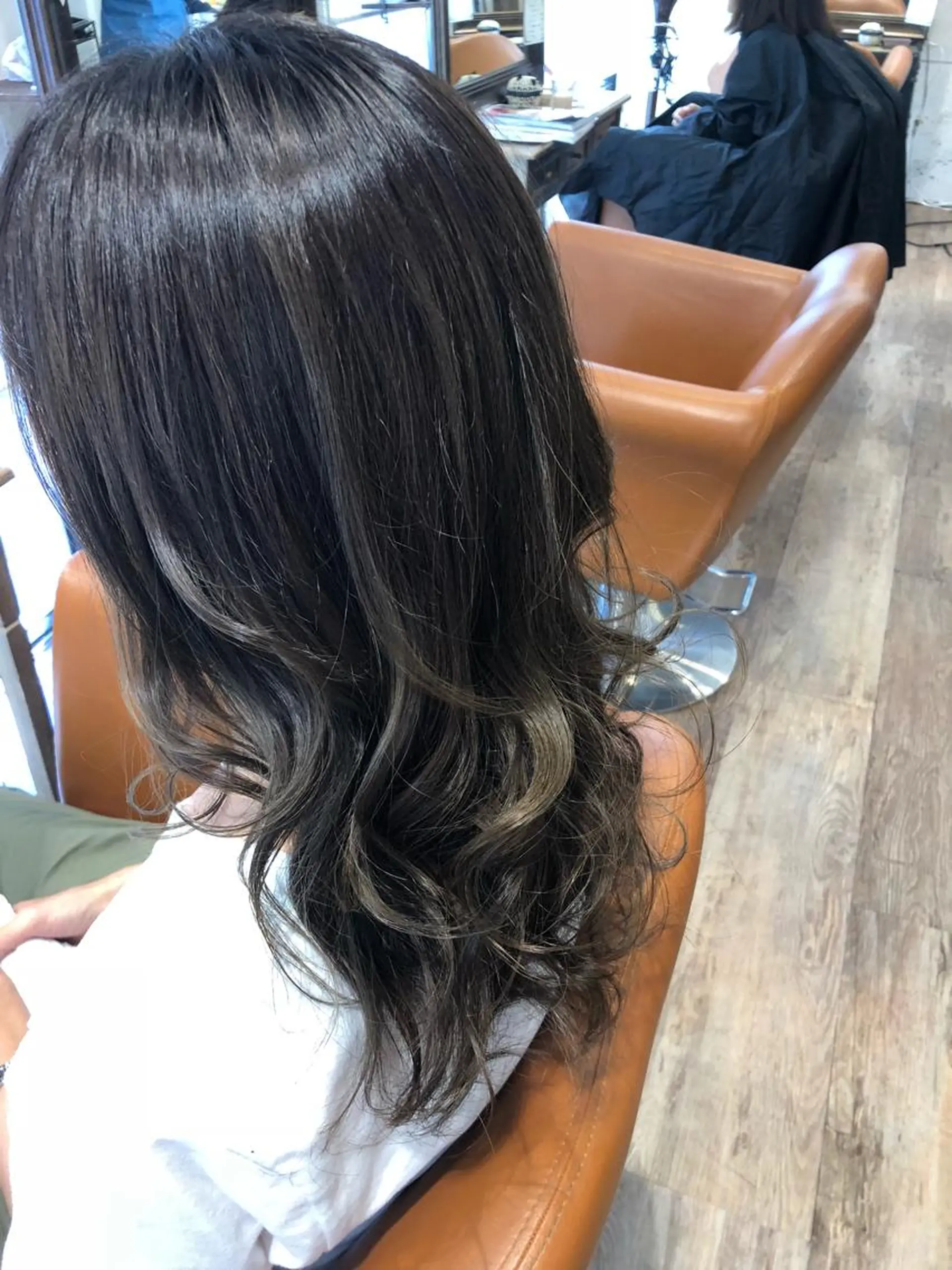 セミロング カラー ささざわ あやこのヘアスタイル