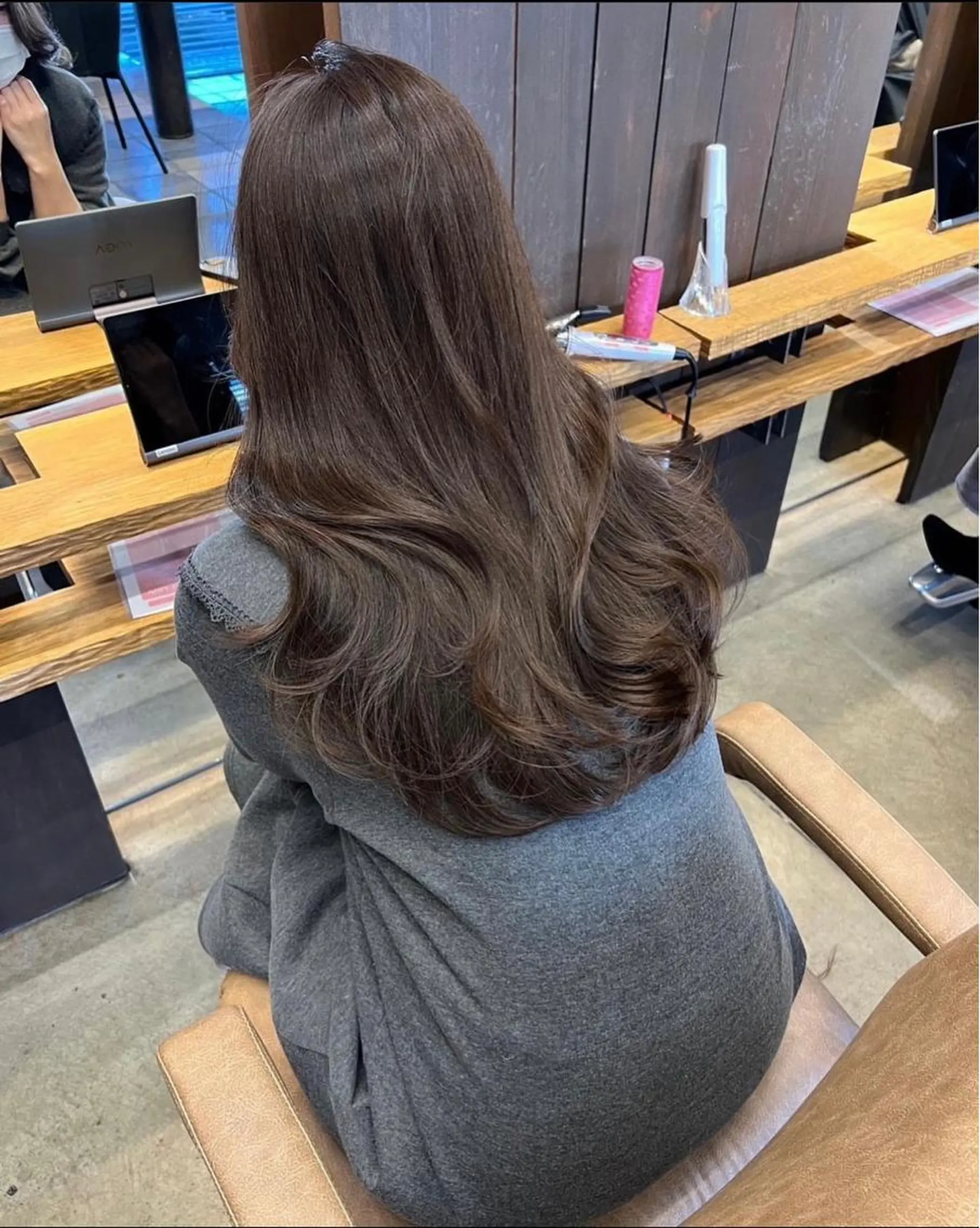 ロング ボブ ハイライト 髪質改善 韓国風ヘア 小顔カット ヘアカラー トリートメント 似合わせカラーの達人 ダブルカラー/森栄範のヘアスタイル