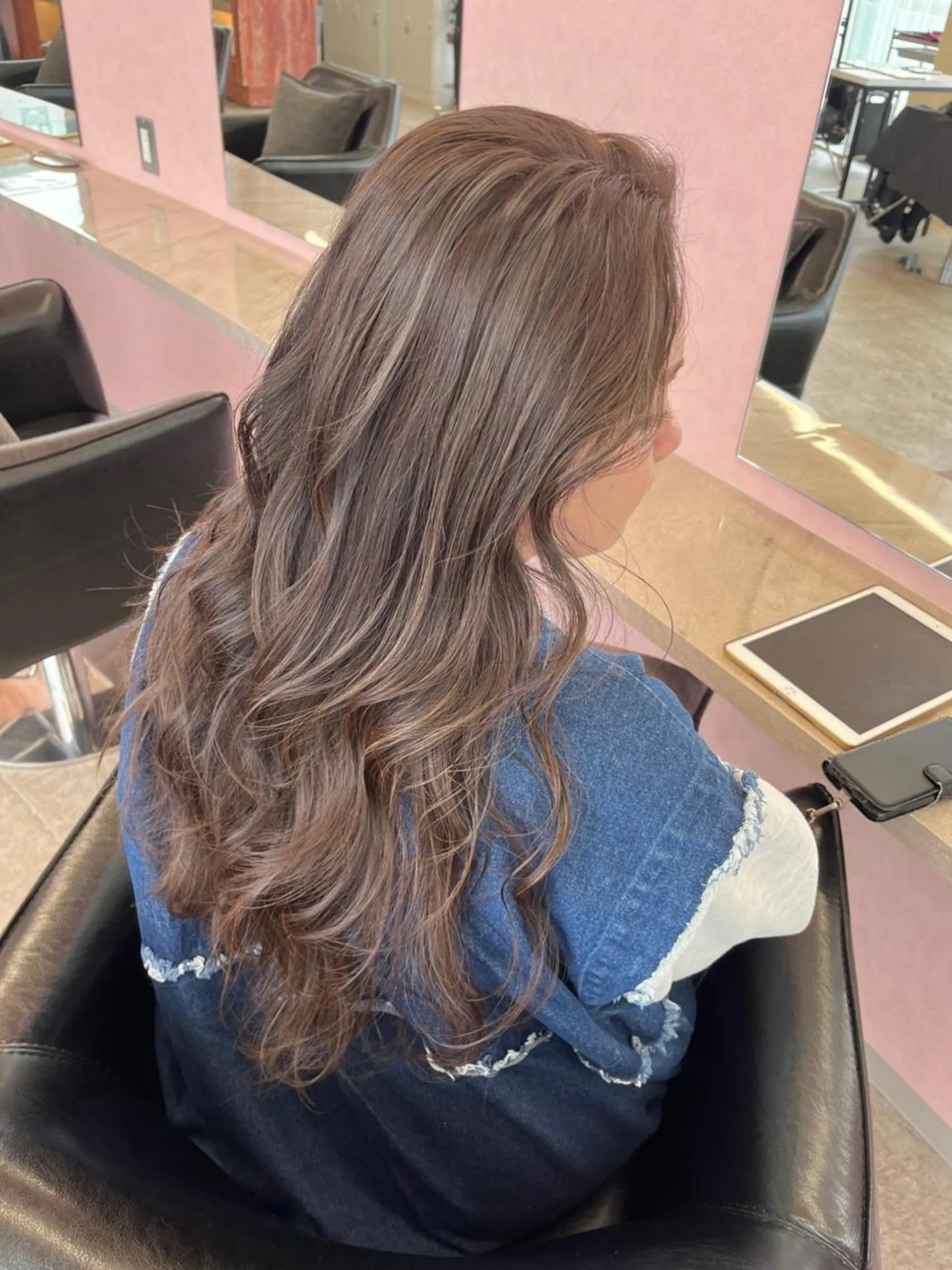 セミロング カット ヘアカラー MATTY yoshika 🐻のヘアスタイル