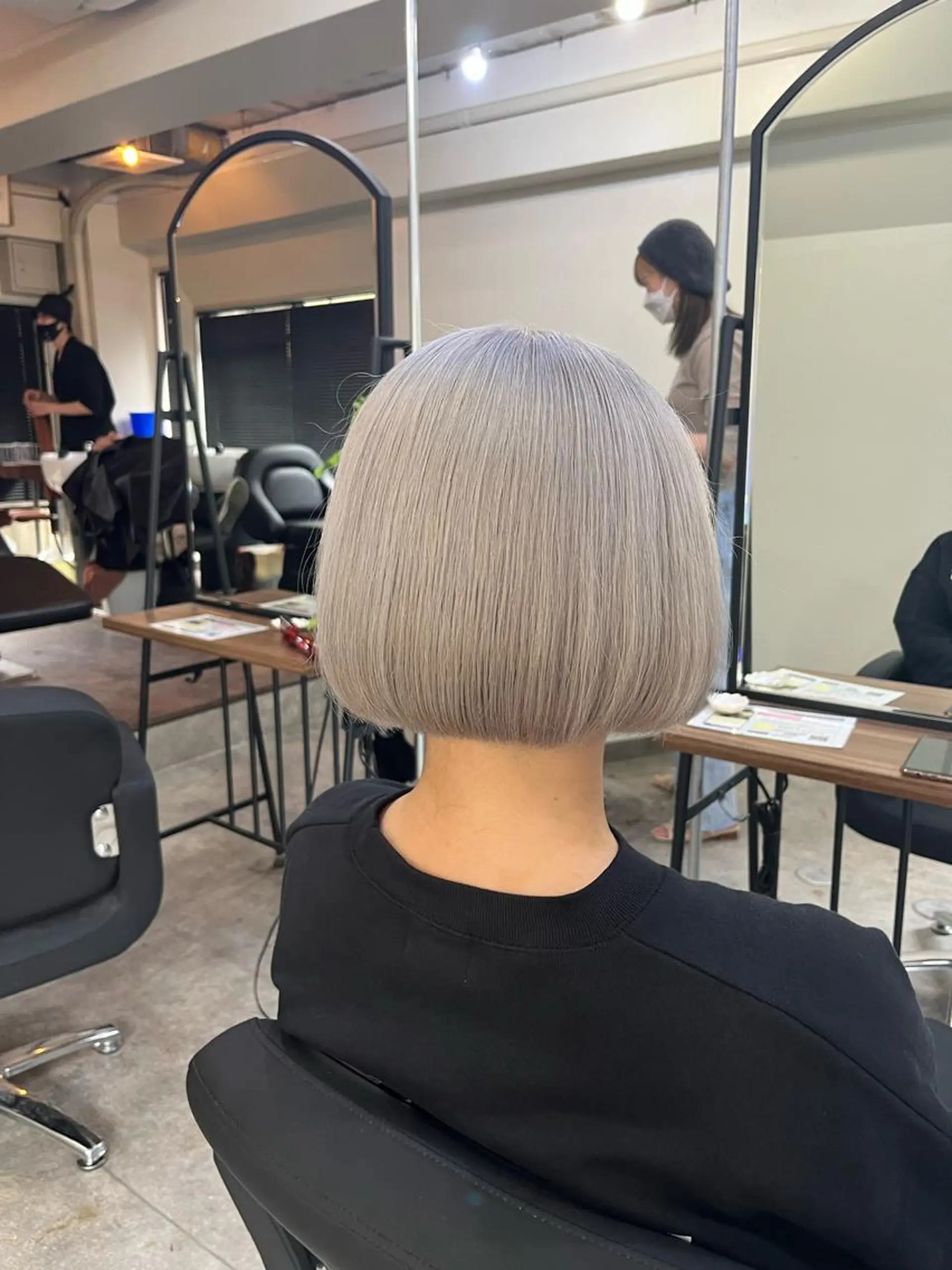 ショート ヘアカラー トリートメント &mirai MISUZU【女性】のヘアスタイル