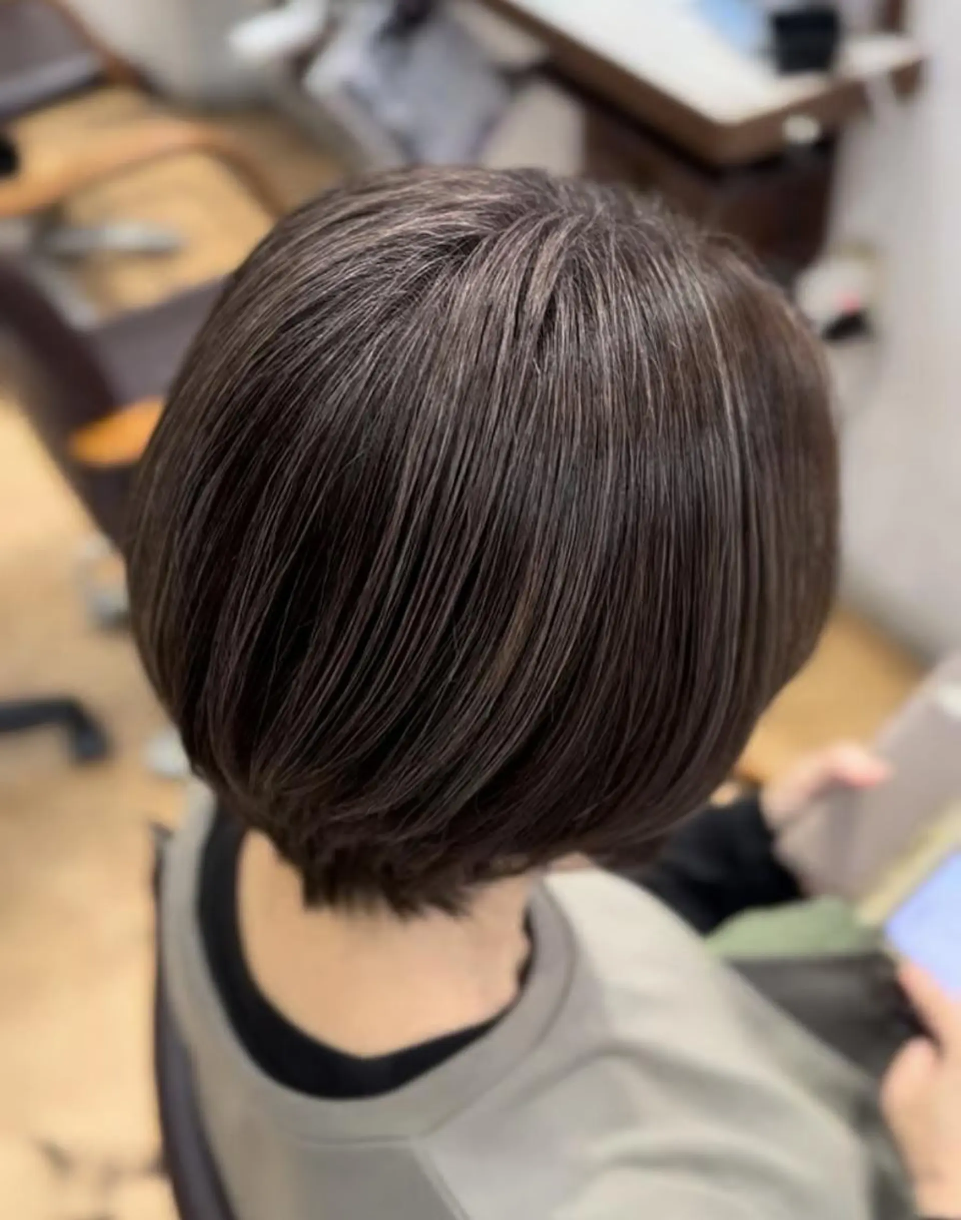 ショート カラー ハイライトカラー ハイライト カット ヘアカラー 圧倒的艶髪ストレート 山本翔大✨️のヘアスタイル